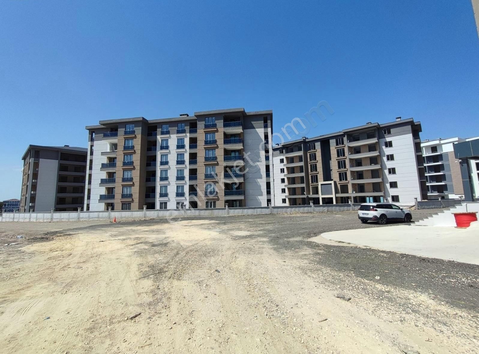 Tekirdağ Çerkezköy İstasyon Mah. Tepe Mevkinde 2+1 Sıfır Daire - Görsel 2