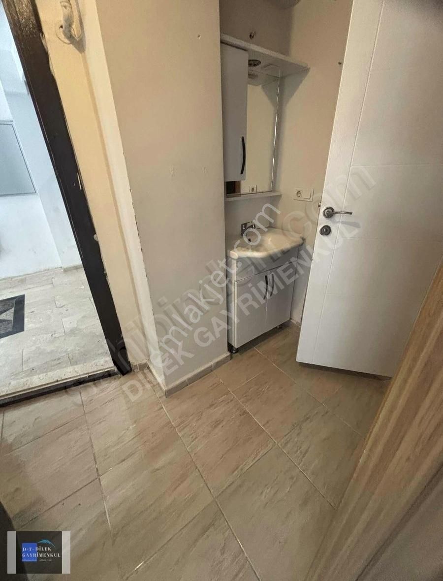 Maslak Cesme Cad Uzerinde Kiralik 1+1 Yenı Bına - Görsel 8