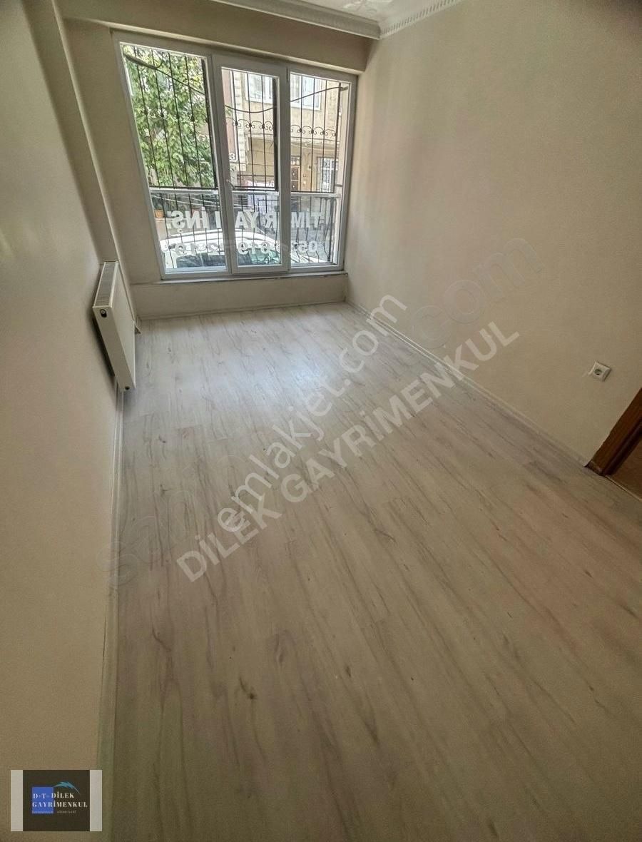 Maslak Cesme Cad Uzerinde Kiralik 1+1 Yenı Bına - Görsel 4