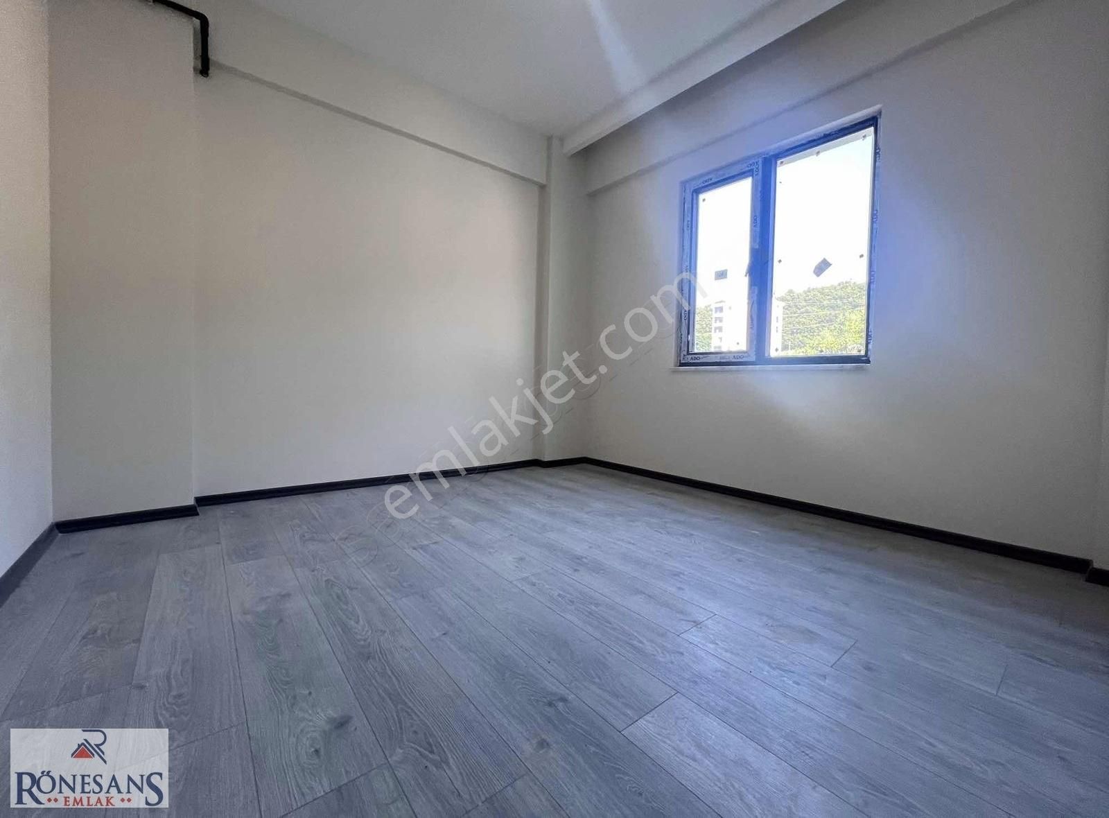 Rönesans Emlak'tan 1+1 Daire - Görsel 2