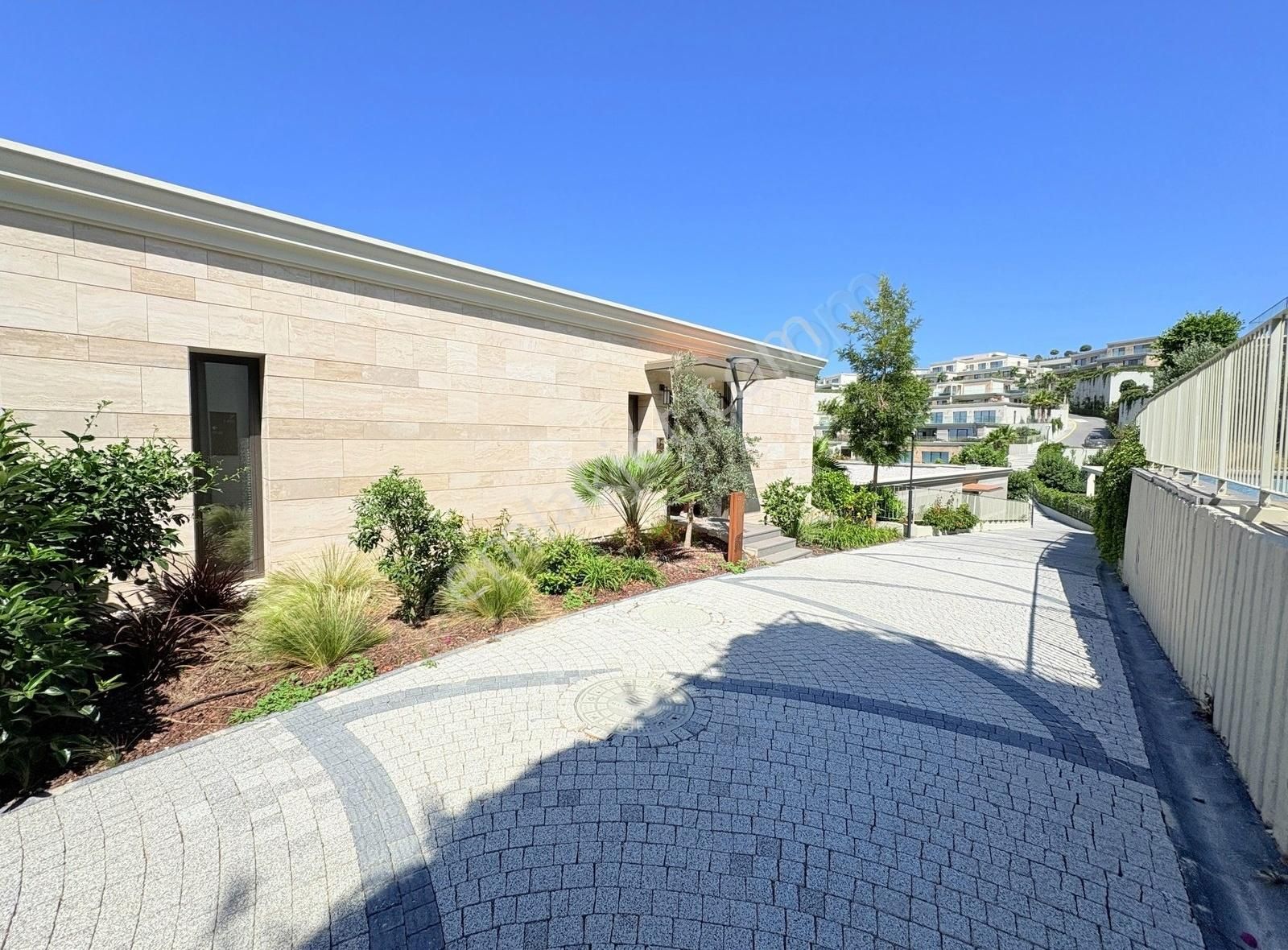 Bodrum Turgutreis Mavi Arya Projesin'de Satılık 2+1 Residance - Görsel 2