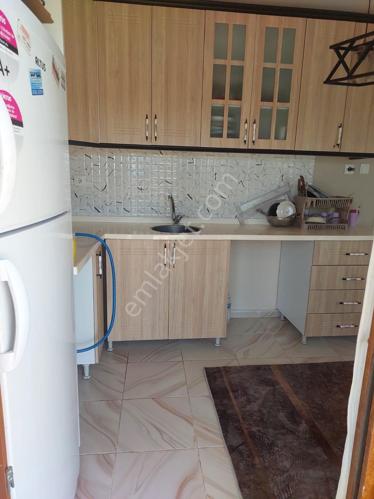 Çatalca İzzettinde 1.054 M2 Arsalı 6 Yıllık Meyve Ağaçları Olan Müstakil Ev - Görsel 16