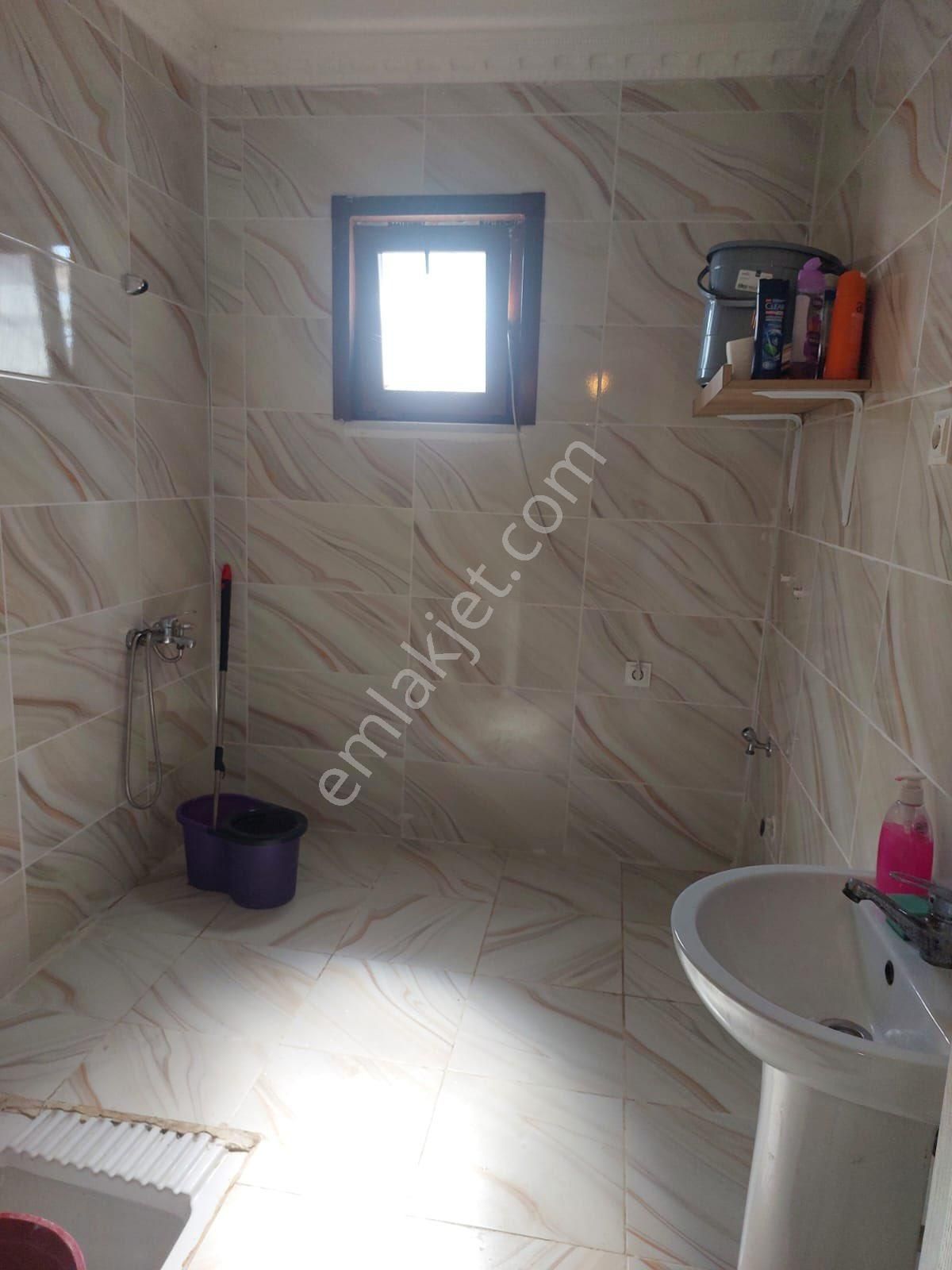 Çatalca İzzettinde 1.054 M2 Arsalı 6 Yıllık Meyve Ağaçları Olan Müstakil Ev - Görsel 21