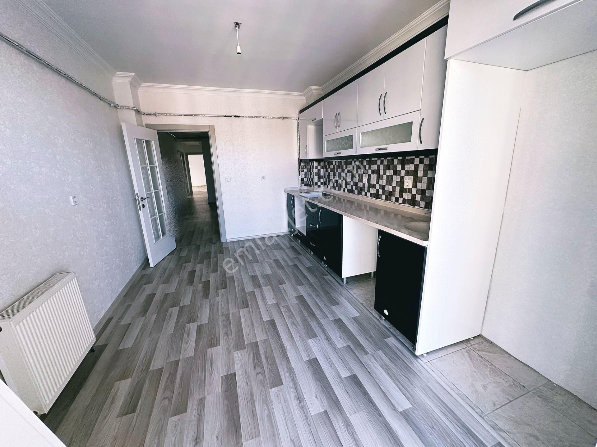 Cihandan Yükseltepe Murat Çobanoğlu Cadde Yakın Satlık 3+1 Daire - Görsel 5