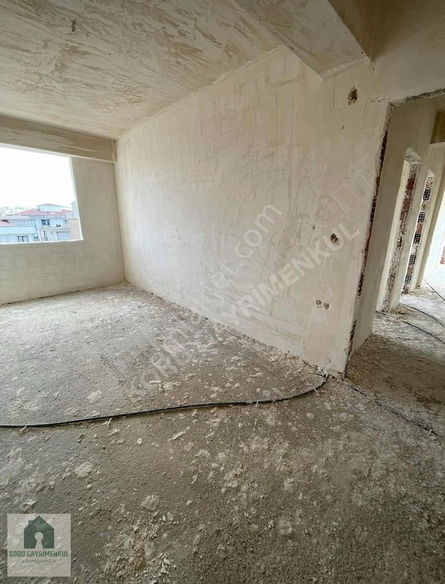 Koru Emlak'tan Satılık 2+1 Daire Merkezi Konum Yeni Yapı - Görsel 2