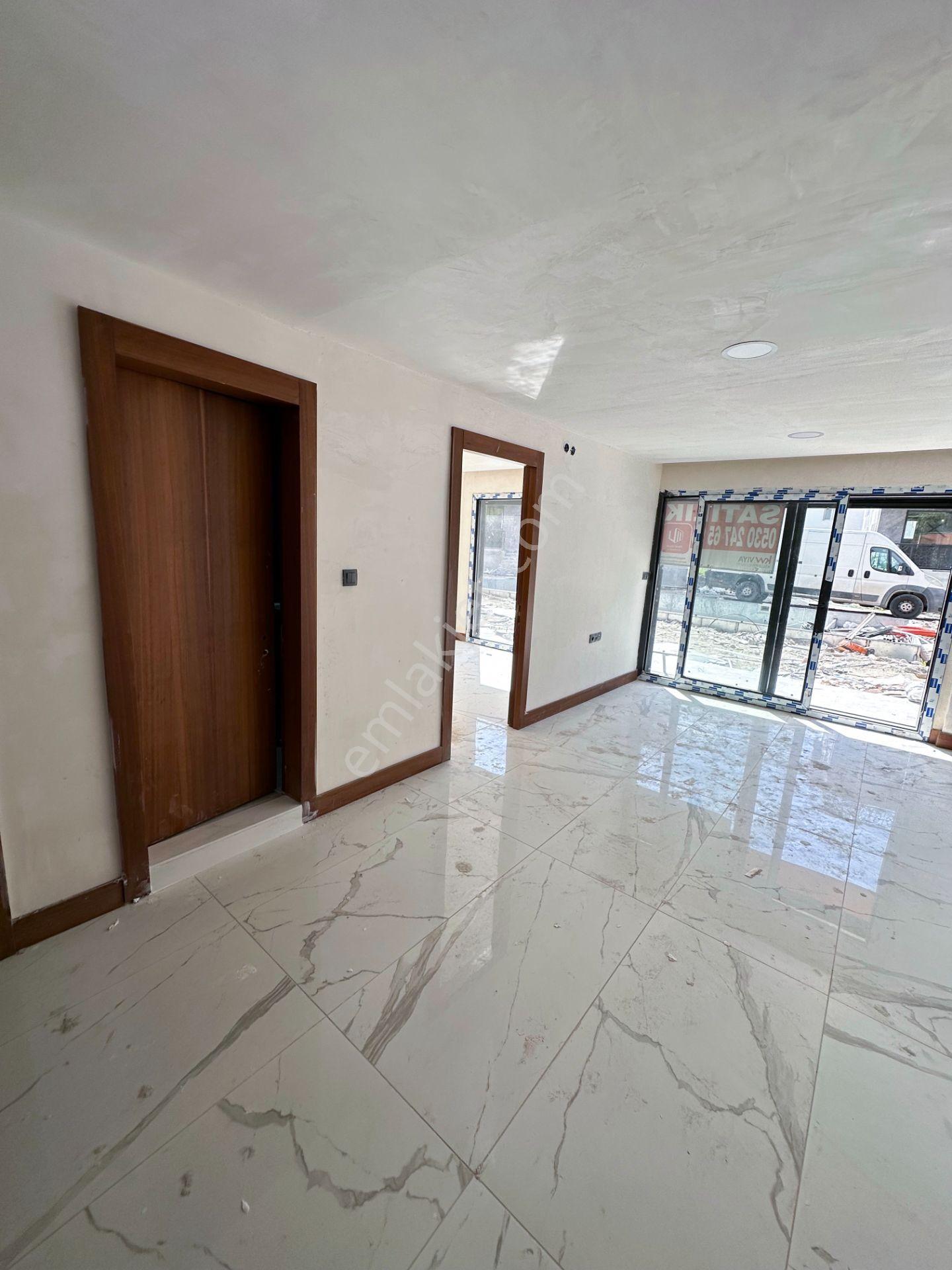 Mert Uçar'dan Satılık Yeni Şakran Havuzlu Site De 2+1 Bahçe Katı - Görsel 17