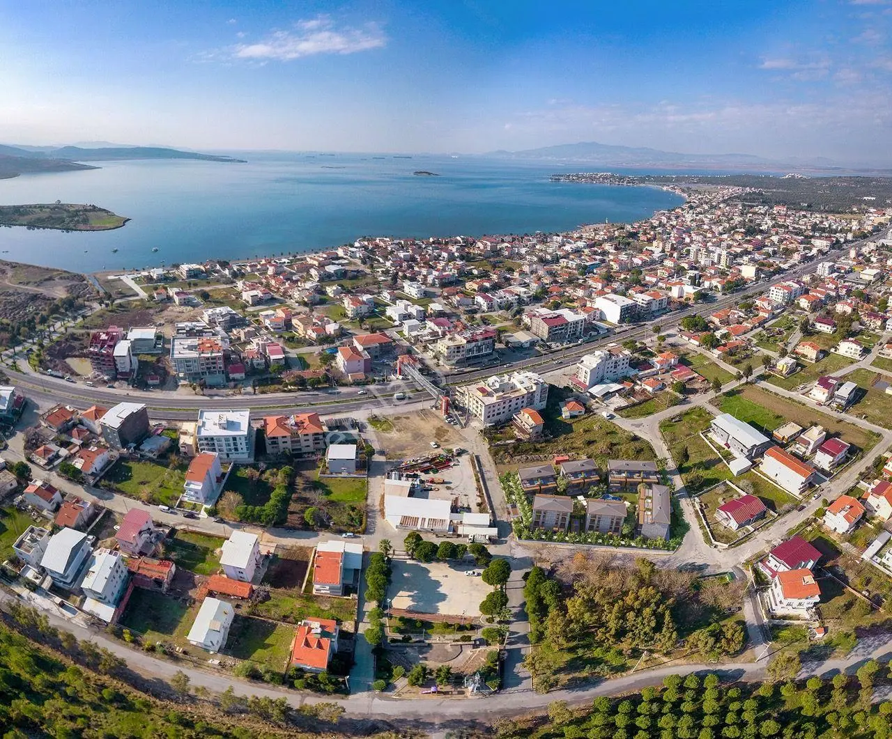 Mert Uçar'dan Satılık Yeni Şakran Havuzlu Site De 2+1 Bahçe Katı