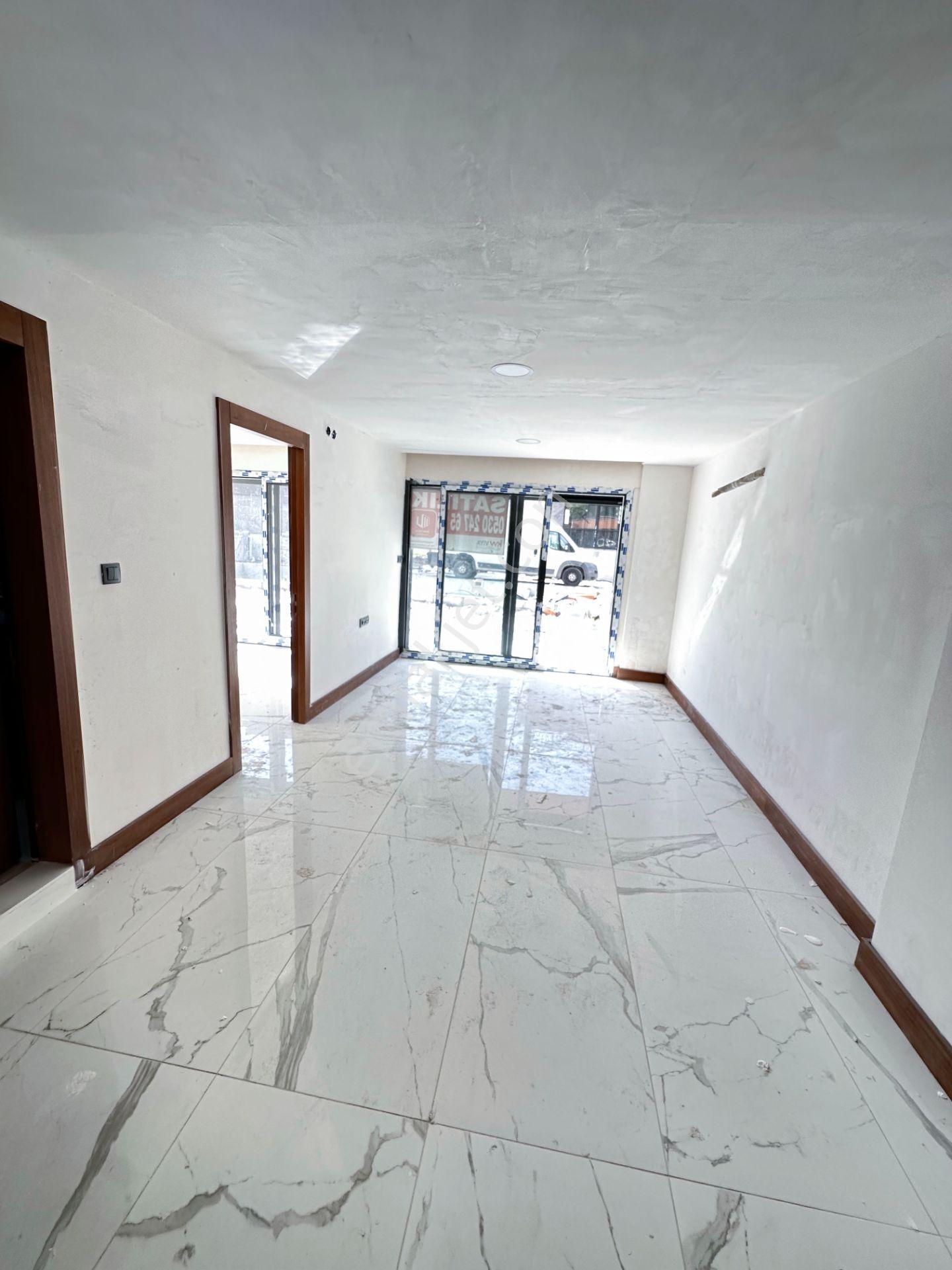 Mert Uçar'dan Satılık Yeni Şakran Havuzlu Site De 2+1 Bahçe Katı - Görsel 16