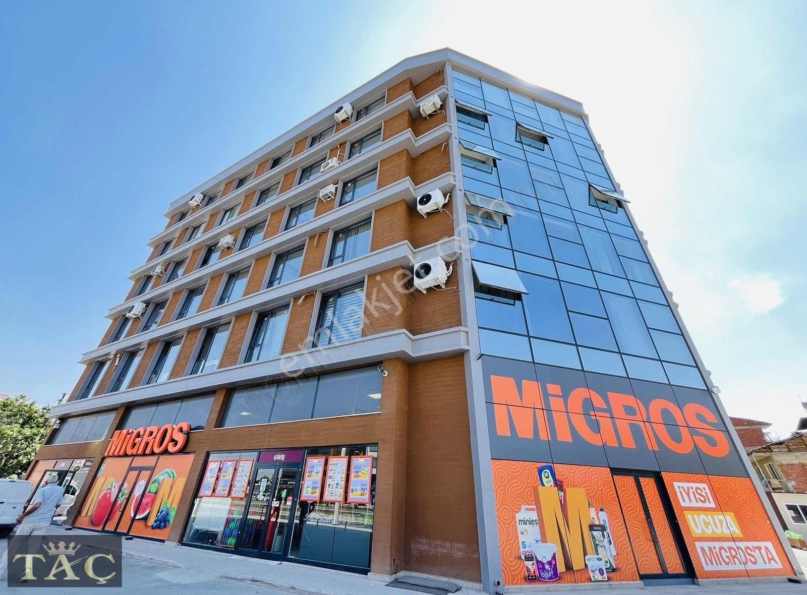 Taç Gayrimenkulden Çevreyoluna Cepheli 167 M2 3+1 Lüks Ofis - Görsel 14