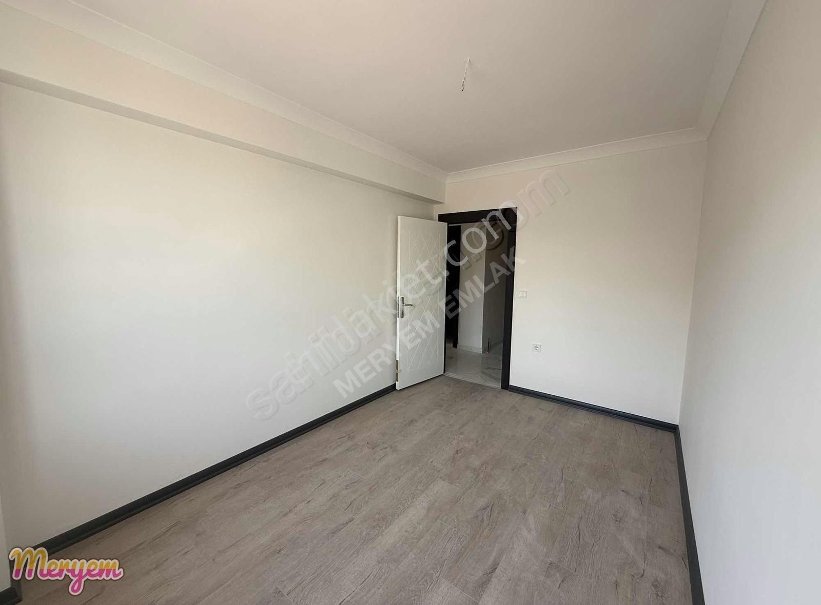 Beşikkaya Cadde Üzeri 3+1 En Üst Kat Fırsat Satılık Daire - Görsel 2