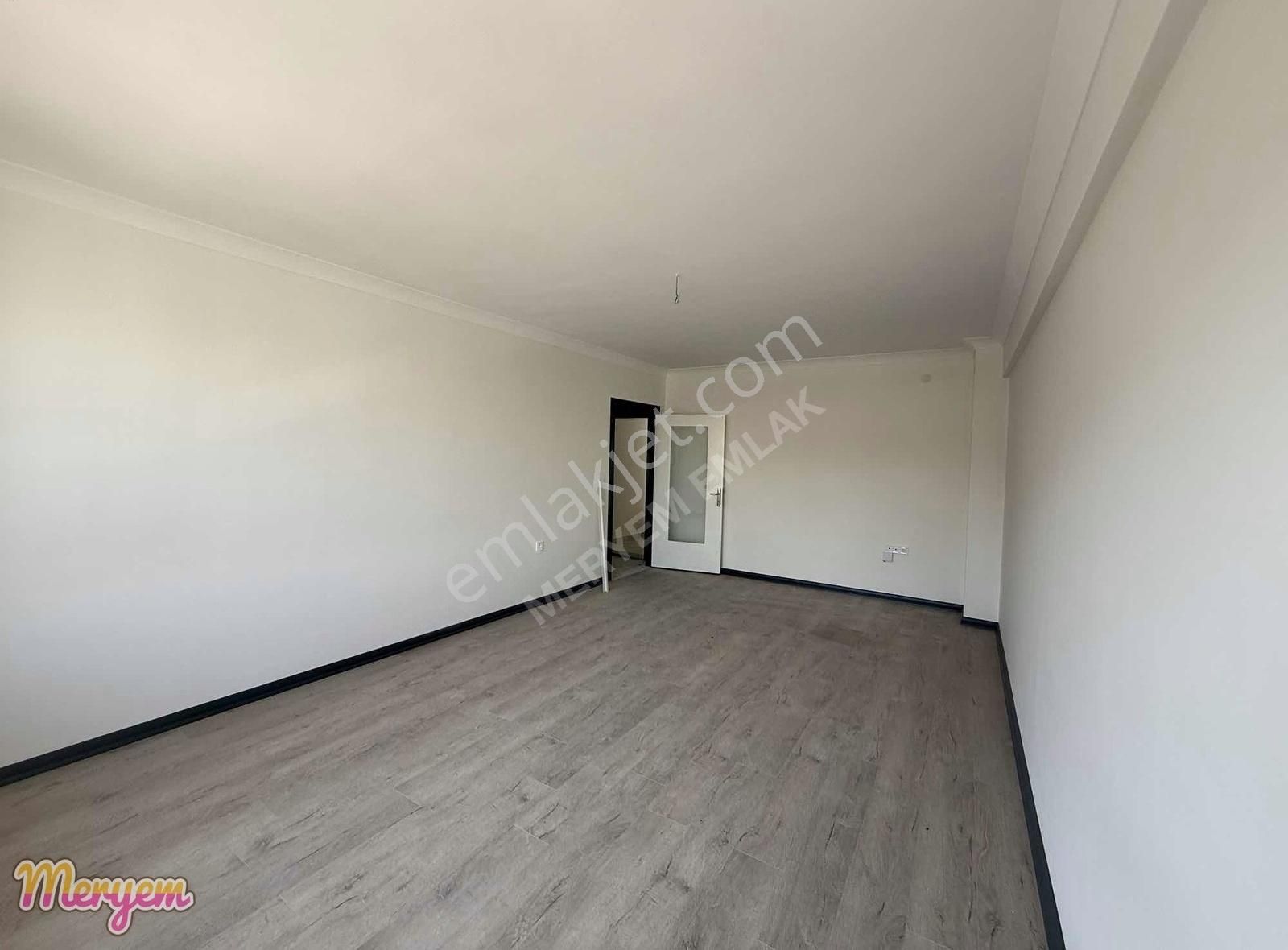 Beşikkaya Cadde Üzeri 3+1 En Üst Kat Fırsat Satılık Daire - Görsel 6