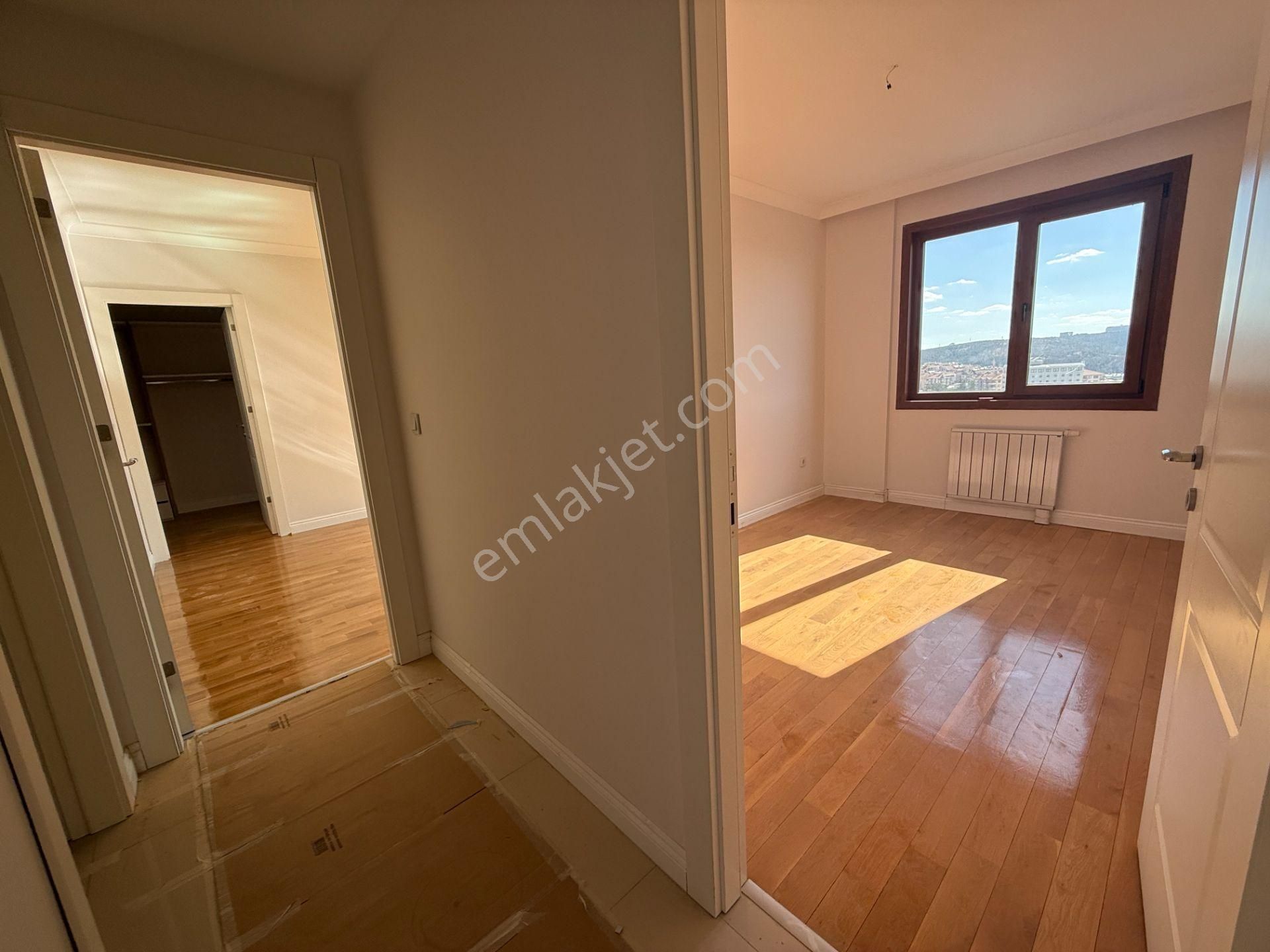 Borsem Cıty'den***1071 Mnzara Evleri 4+2 350m2 Dublkes Boş Manzaralı - Görsel 17