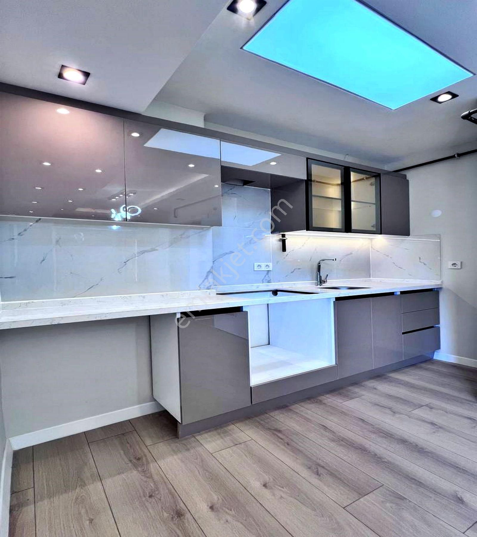 Metrobüse Sadece 5 Dk Uzaklıkta Sıfır Bina Dublex Daire - Görsel 13