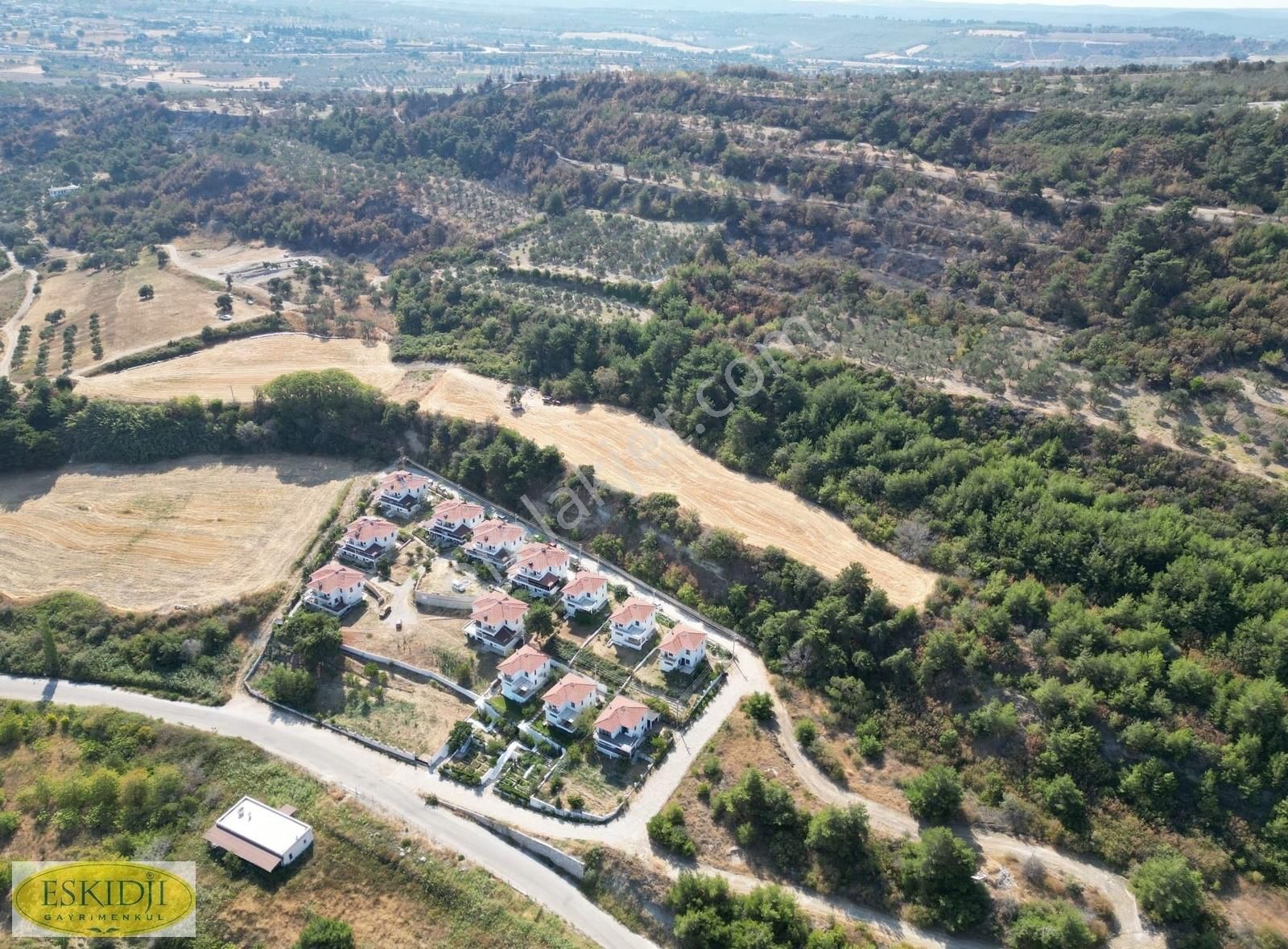 Çanakkale Erenköy Çakaltepe Mevkii Boğaz Manzaralı Satılık Tarla - Görsel 4