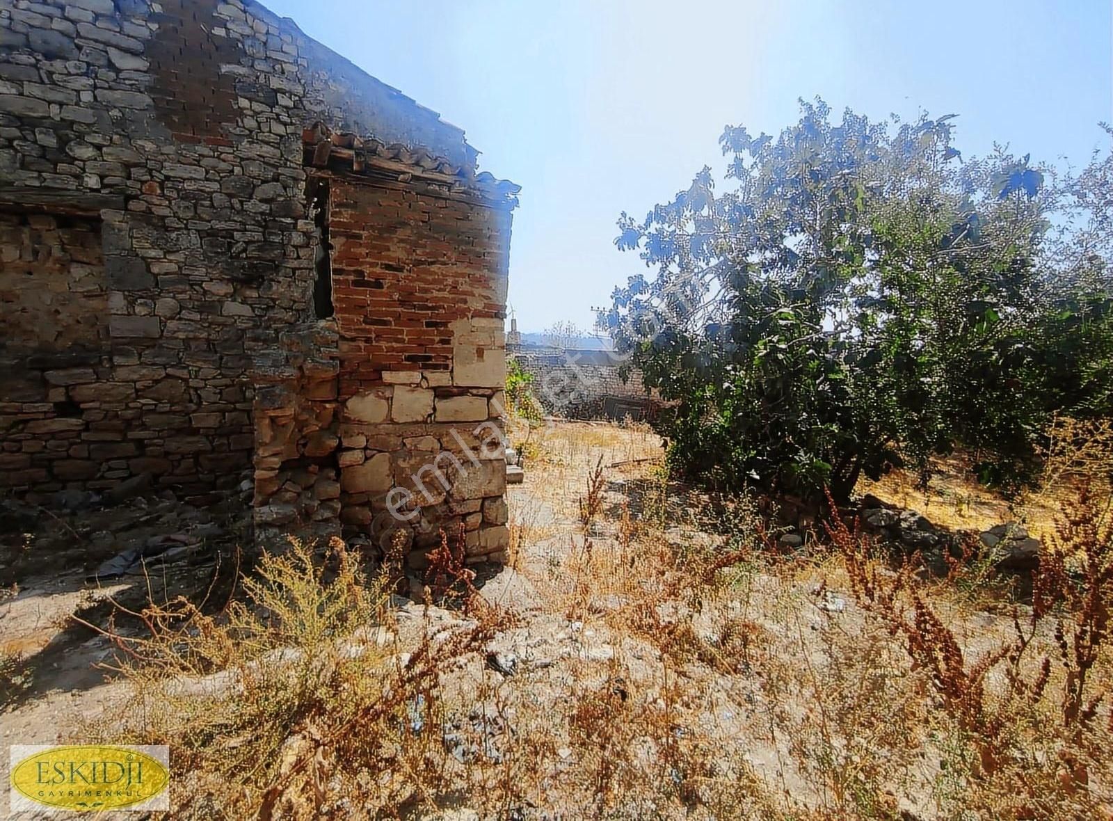 Çanakkale Erenköy Merkezinde Satılık Bahçeli Kagir Taş Ev. - Görsel 12