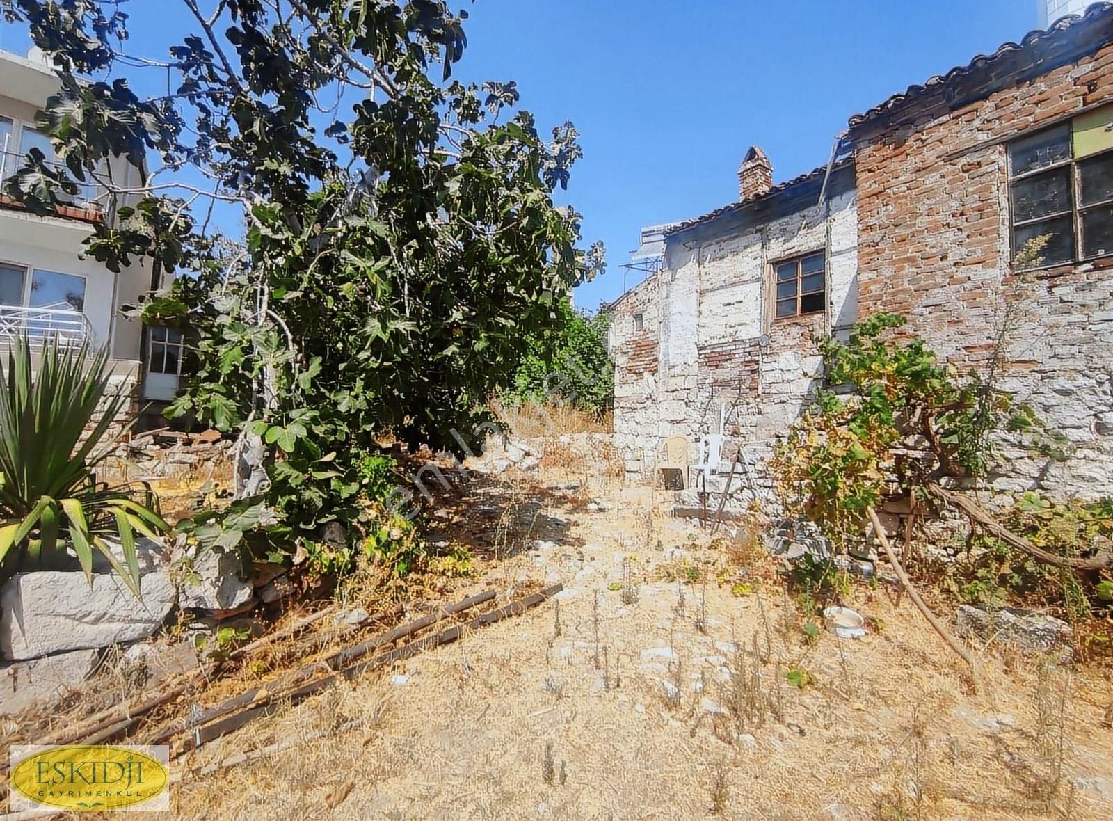 Çanakkale Erenköy Merkezinde Satılık Bahçeli Kagir Taş Ev. - Görsel 9
