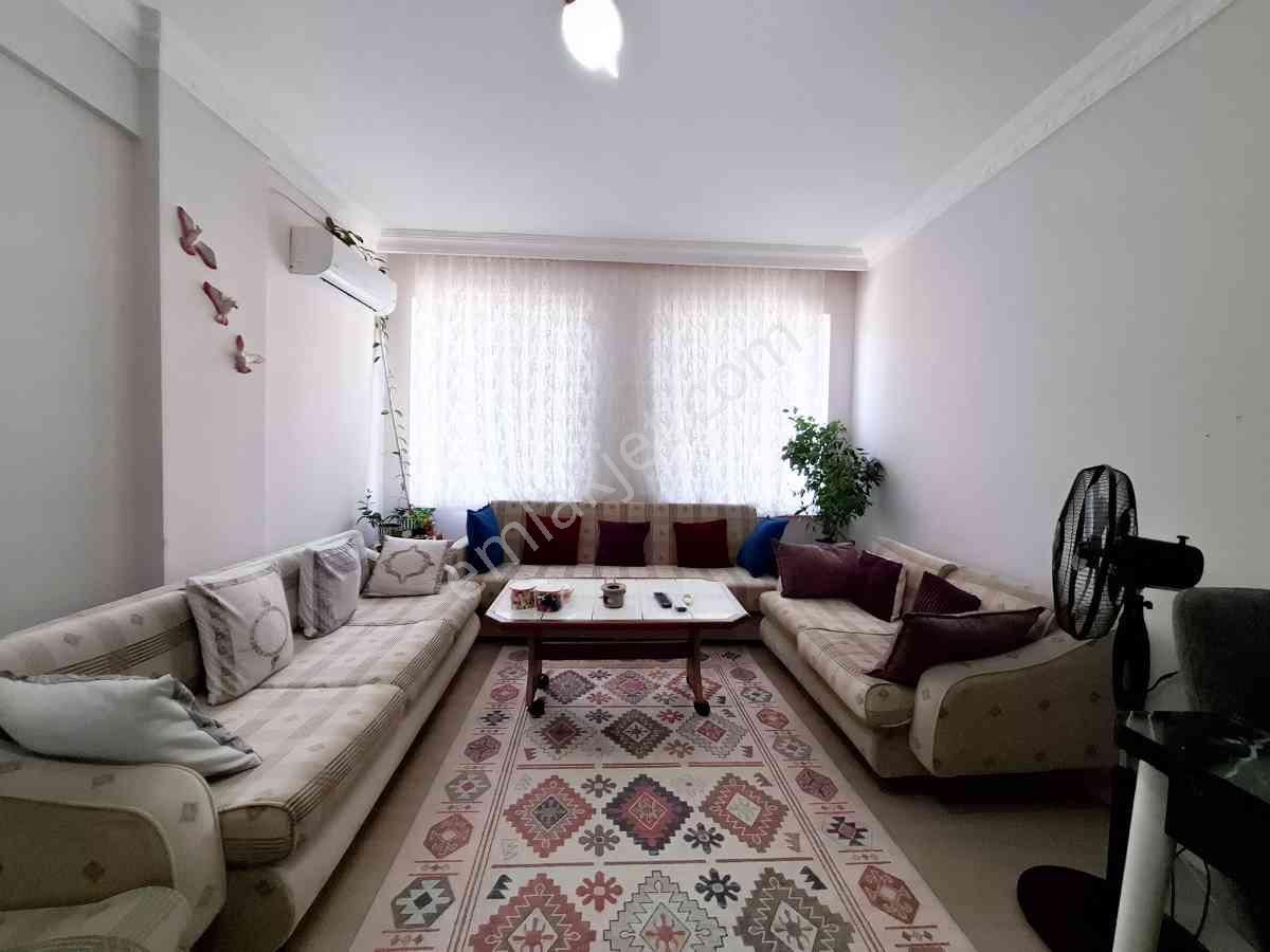 Denıze 1km Uzaklıkta Ara Katta Satılık 2+1 Daire - Görsel 16