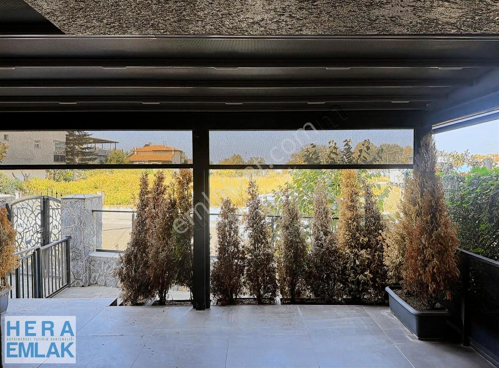 İznik Gölüne 50 Metre Dubleks Villa Göl Manzaralı - Görsel 17