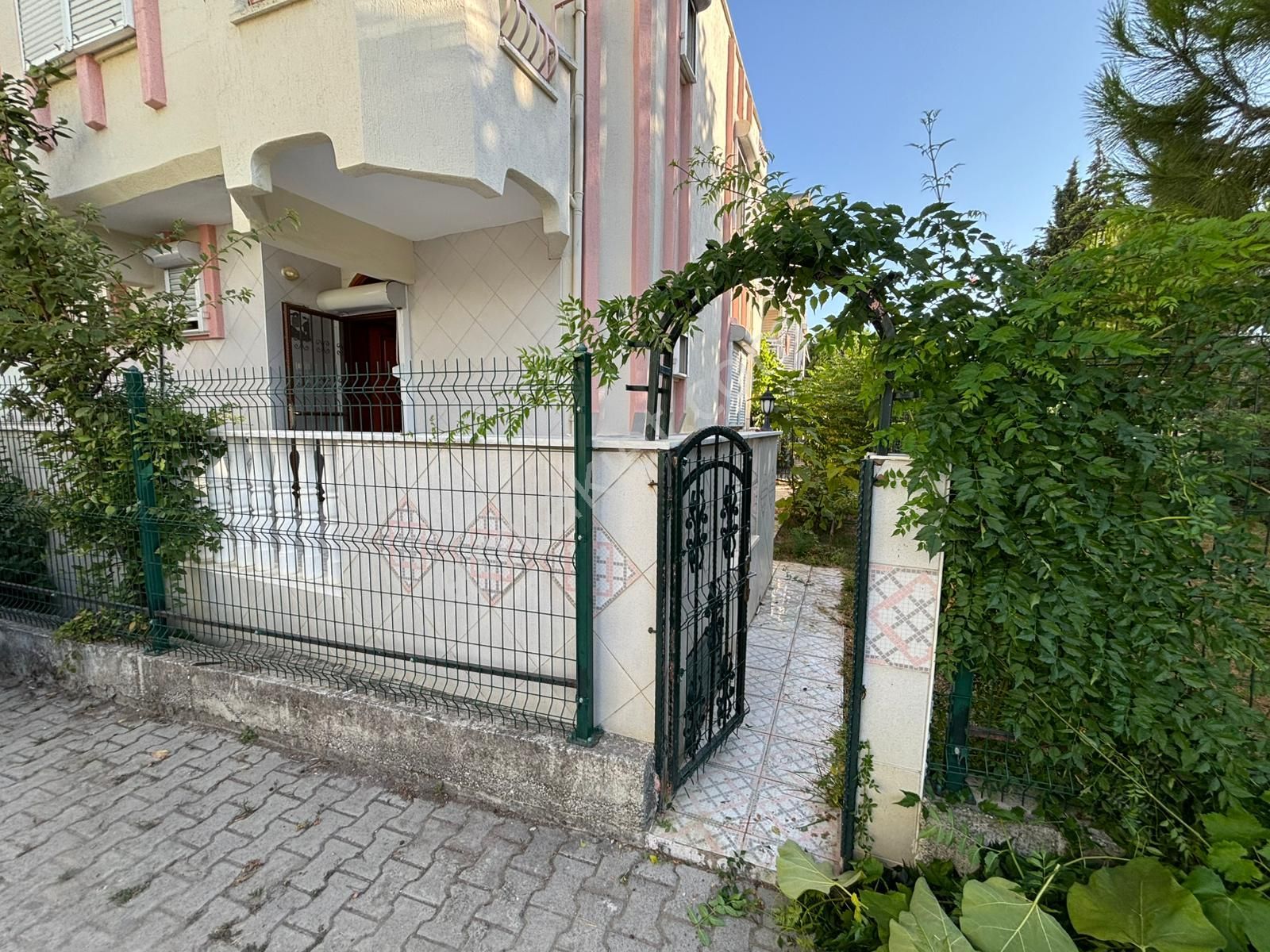 Usta Gayrimenkul'den Satılık Boğazkent'te Denize 200 M Villa - Görsel 5