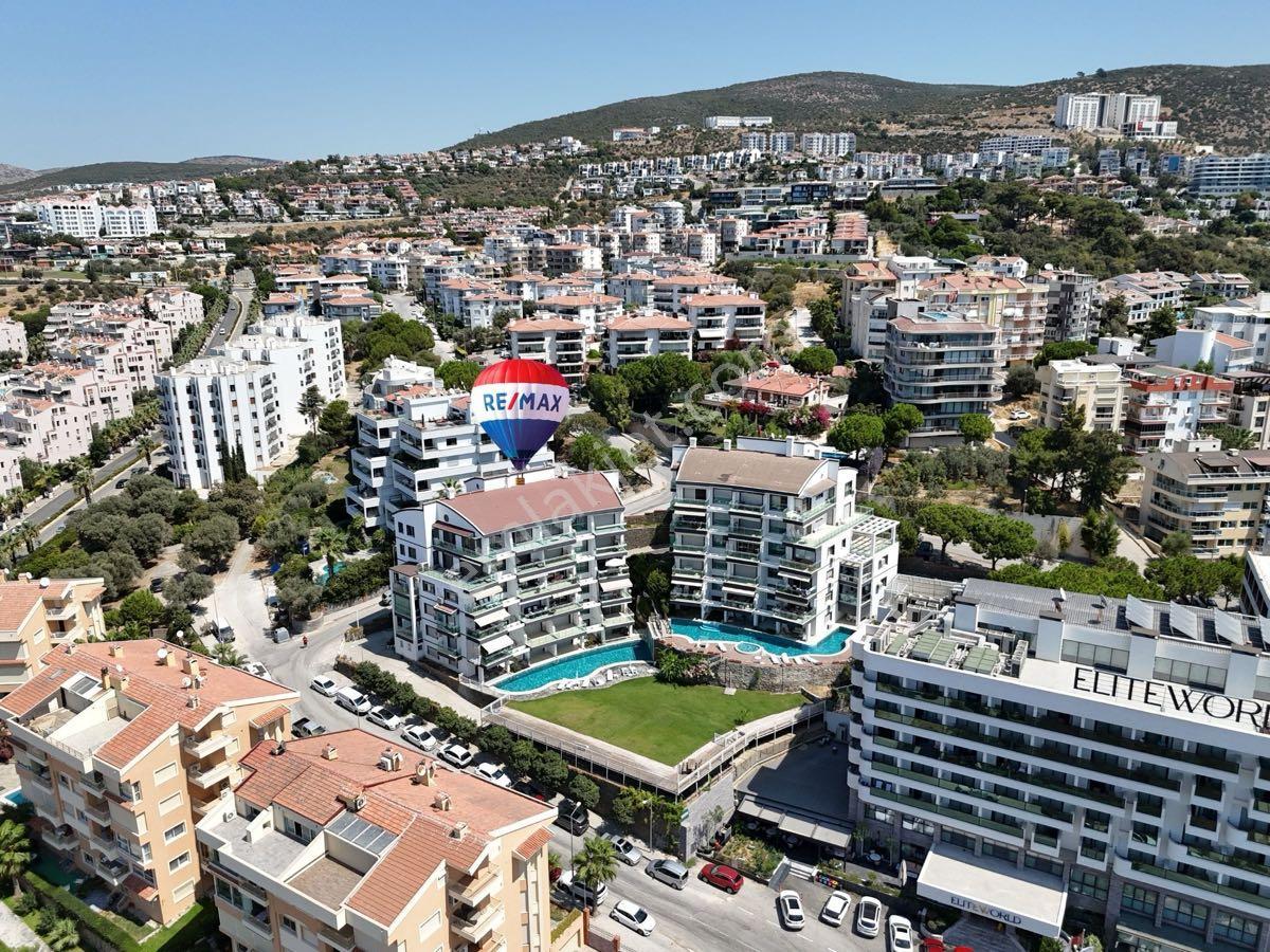 Kuşadası Merkezde Marina Bölgesinde Pine City’de Deniz Manzaralı Daire - Görsel 5
