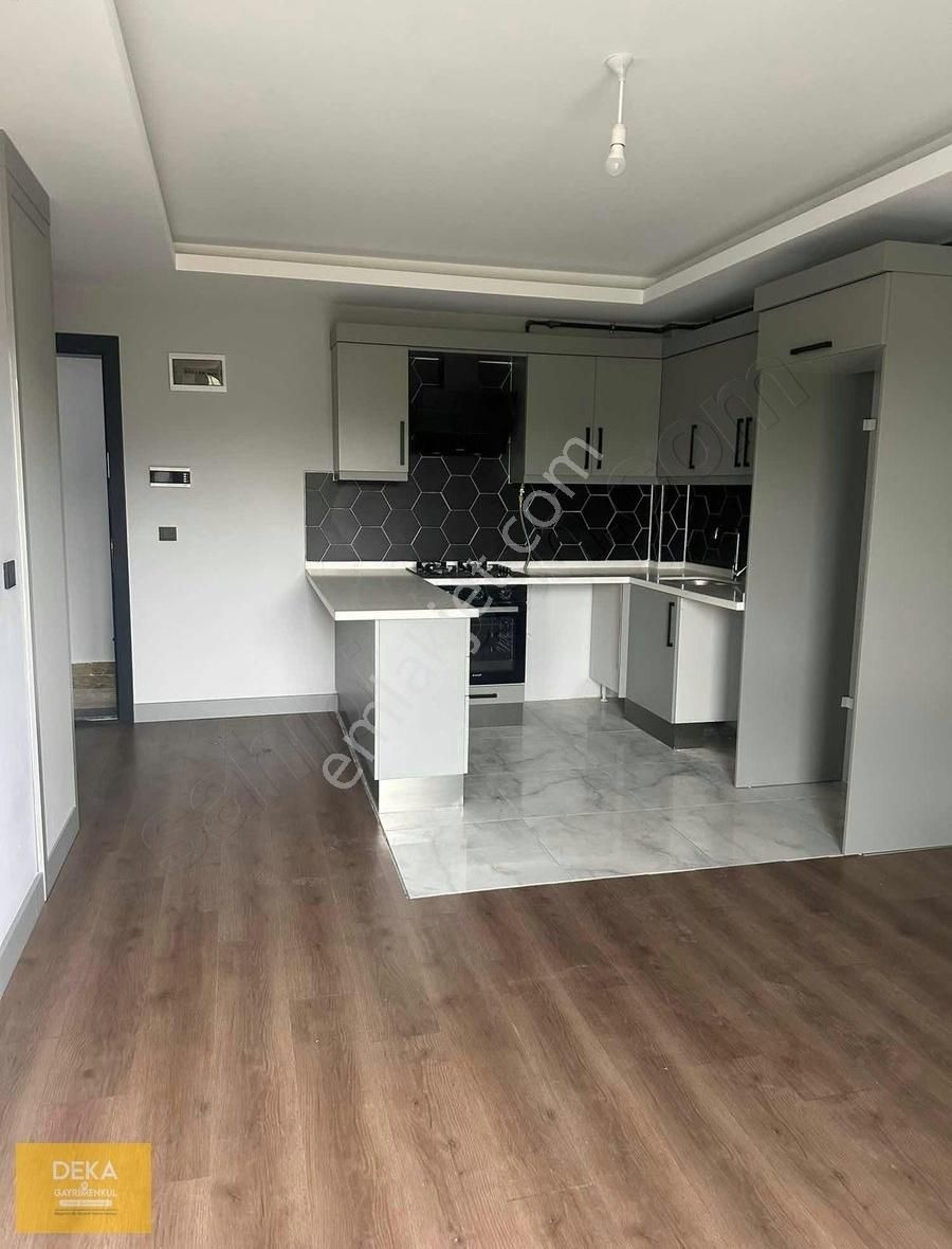 Deka Gayrimenkul'den Balaç'ta Tabela Değeri Yüksek 1+1 Ofis