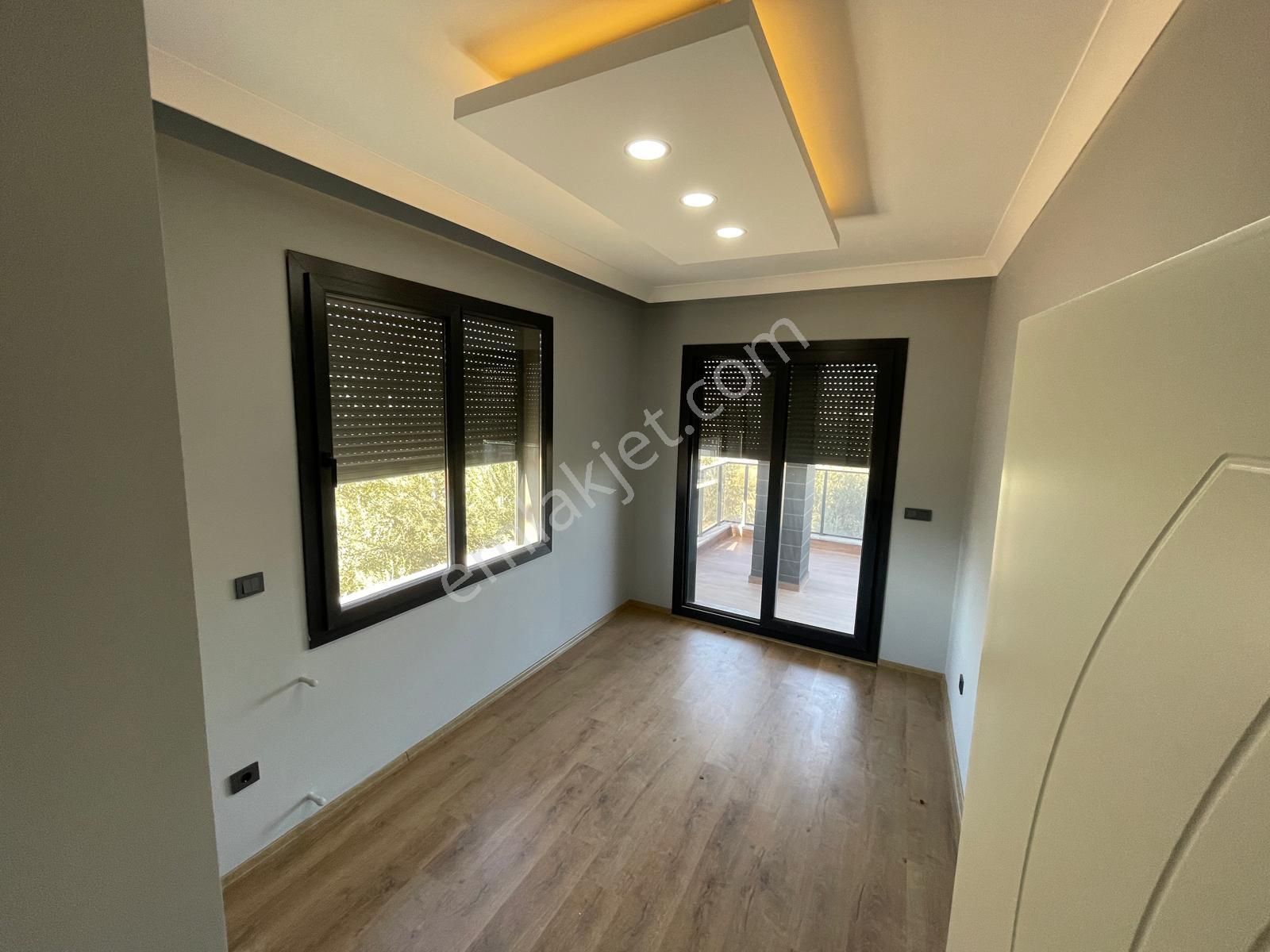 Poyraz Gayrimenkul'den Güre Çamlıbel'de Satılık Sıfır 6+1 Villa - Görsel 8