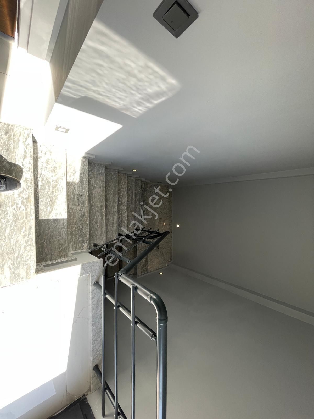 Poyraz Gayrimenkul'den Güre Çamlıbel'de Satılık Sıfır 6+1 Villa - Görsel 20