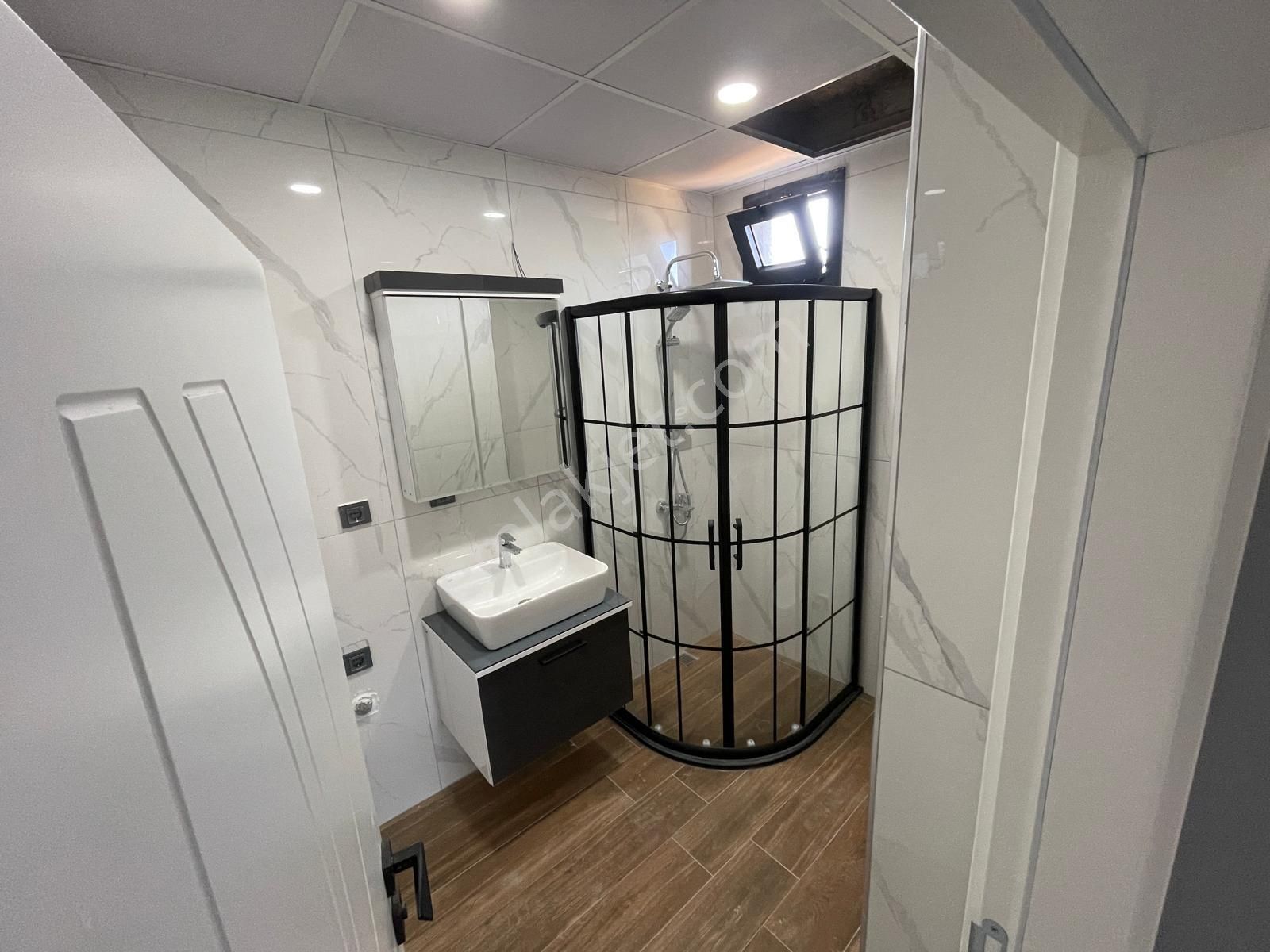 Poyraz Gayrimenkul'den Güre Çamlıbel'de Satılık Sıfır 6+1 Villa - Görsel 10