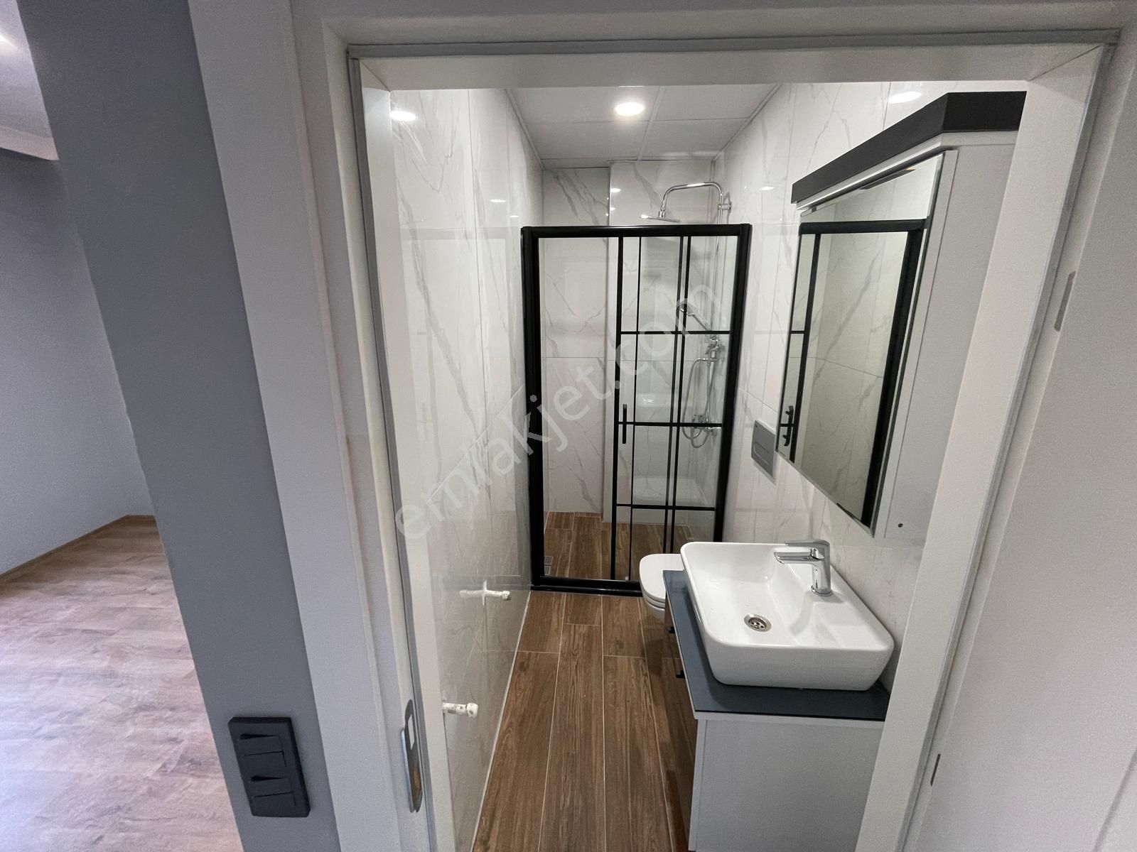 Poyraz Gayrimenkul'den Güre Çamlıbel'de Satılık Sıfır 6+1 Villa - Görsel 16