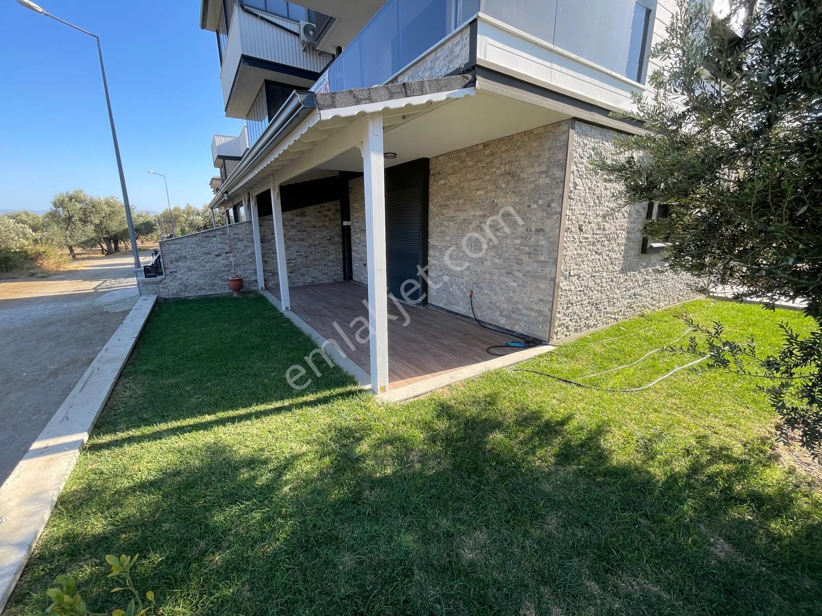 Poyraz Gayrimenkul'den Güre Çamlıbel'de Satılık Sıfır 6+1 Villa - Görsel 33