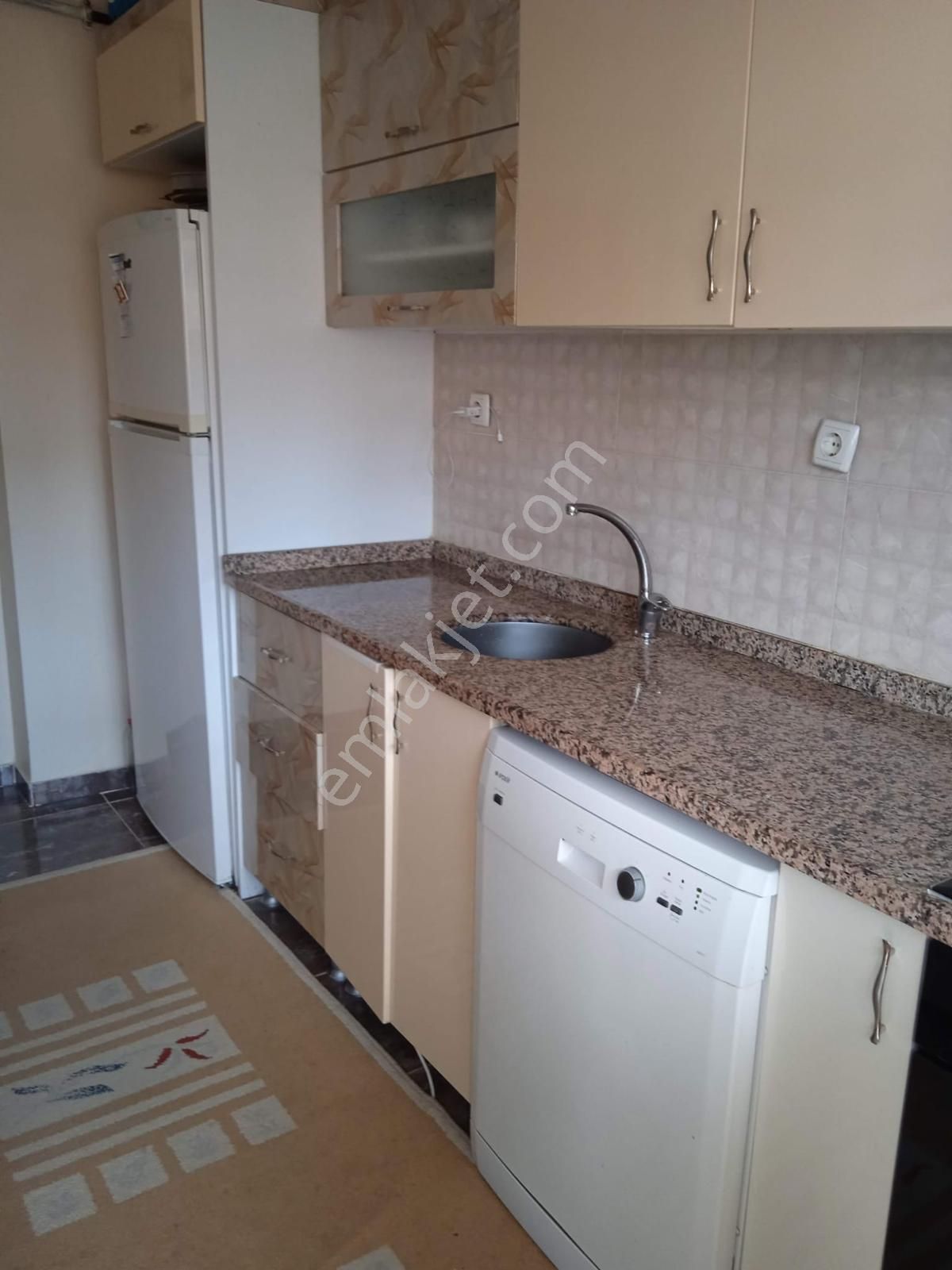 Dora'dan Velibabada Site İçinde 2+1 Ferah Daire - Görsel 3