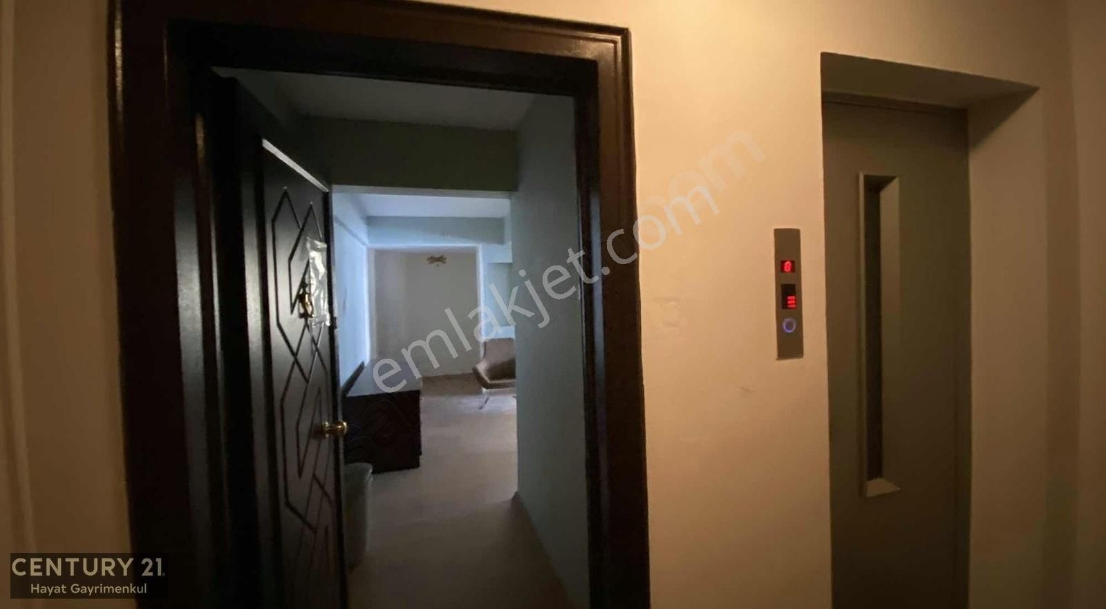 Mürselpaşa Bulvarı Köşe Konum Klas İş Merkezi Satılık Ofisler - Görsel 2