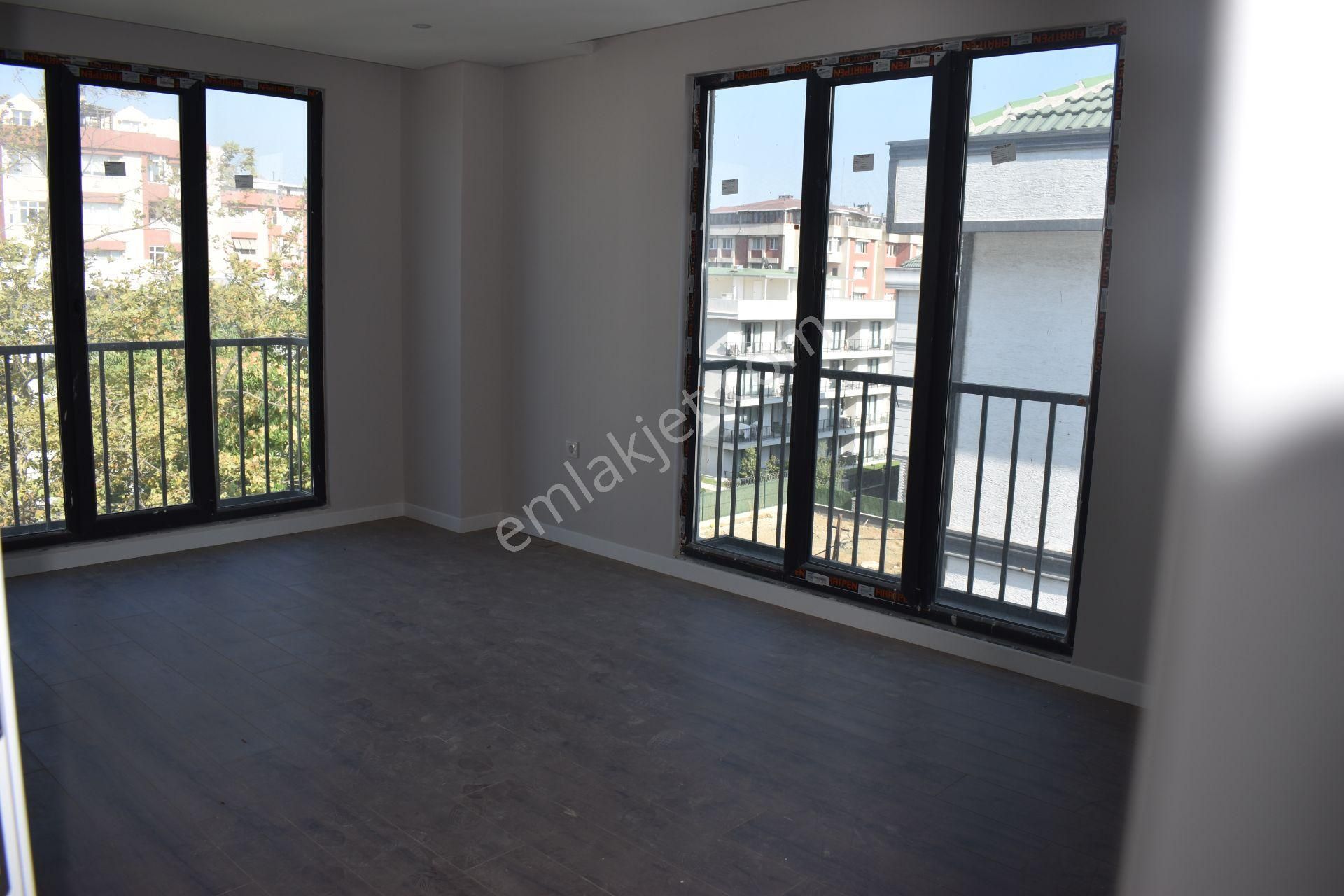 Büyükçekmece Mimarsinan Mah Sıfır Lüx Müstakil Bina 4 Katlı Satılık - Görsel 4