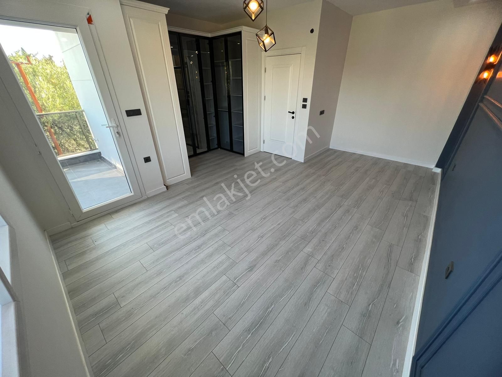 ✅✅alçınar Emlaktan Ultra Lüks Giyinme Odalı Bahçeli 5+1 Villa✅✅ - Görsel 6