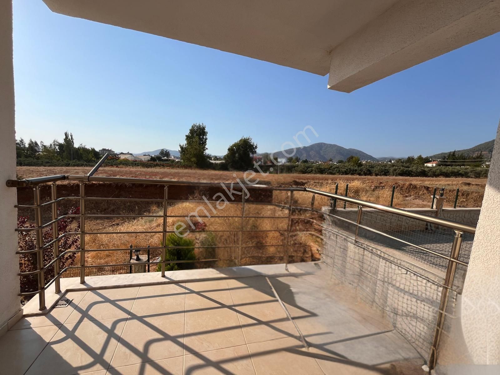 Goldhouse Dan Satılık Daire Karaçulhada Nezih Site İçinde 3+1 - Görsel 21