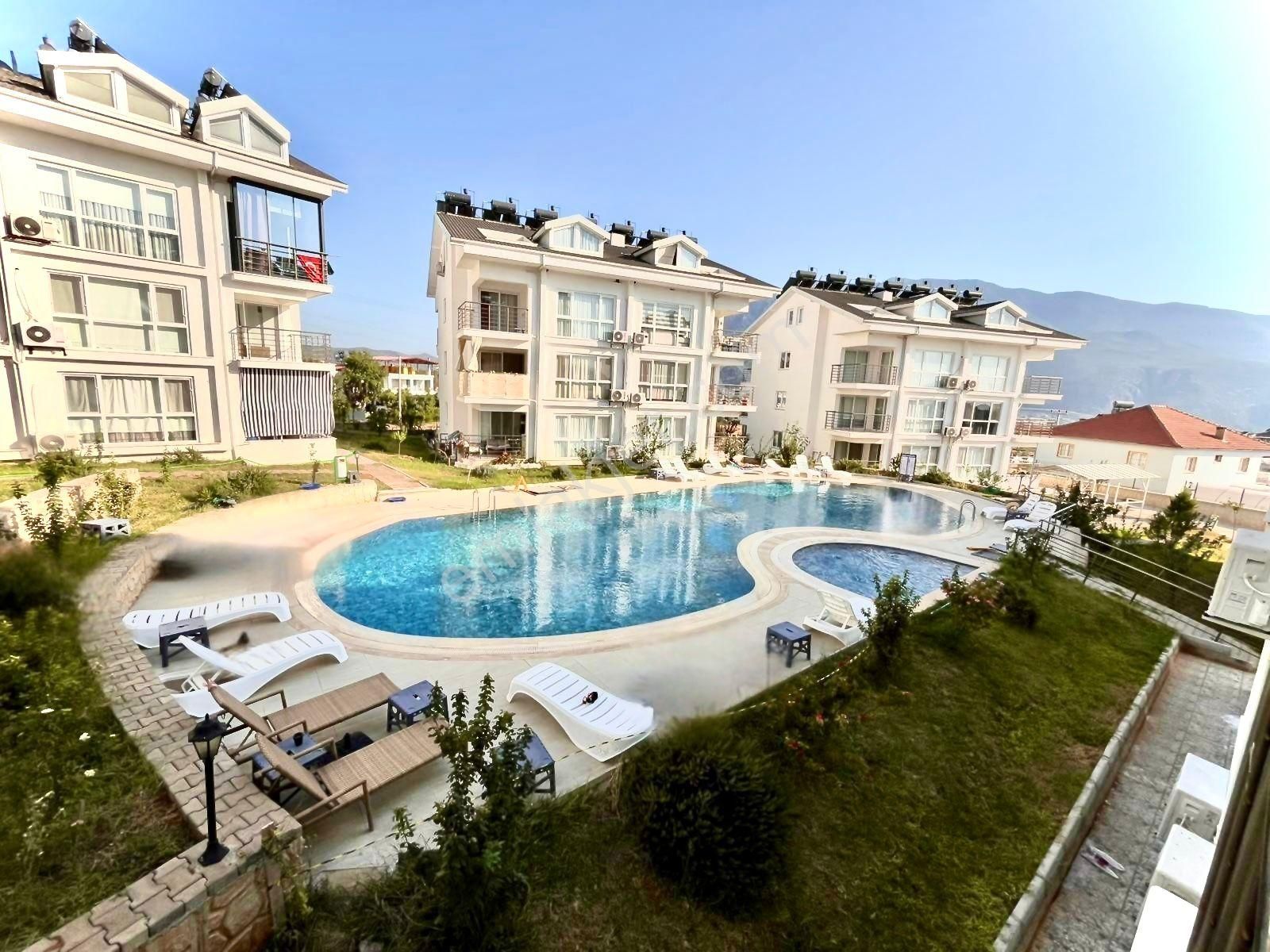 Goldhouse Dan Satılık Daire Karaçulhada Nezih Site İçinde 3+1 - Görsel 2