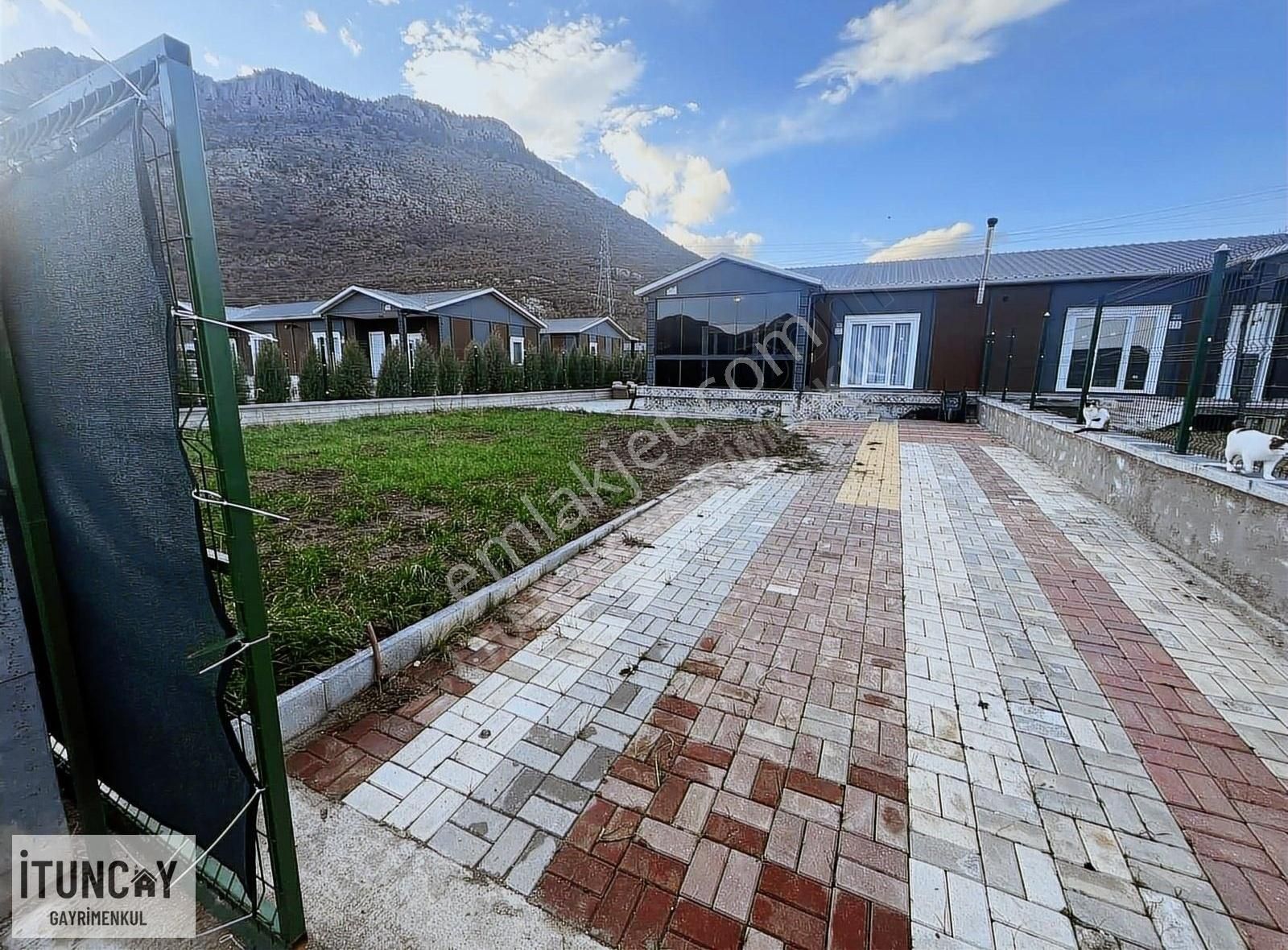 Tuncay Dan Taşağıl Mevkisinde Satılık Bağevi