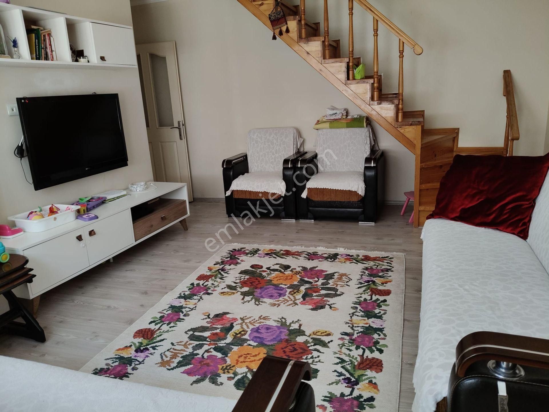 Üsküdar Ünalan Mah. 2+2 Dubleks Daire - Görsel 9