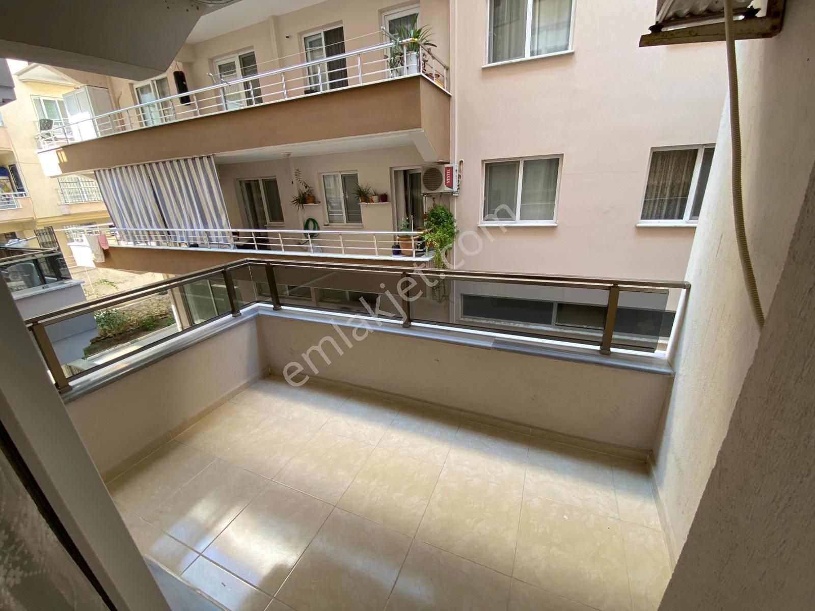 Didim De Geniş 3+1 Ayrı Mutfak Ara Kat Daire - Görsel 9