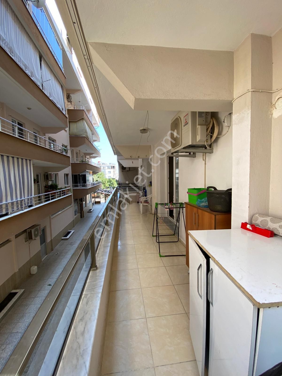 Didim De Geniş 3+1 Ayrı Mutfak Ara Kat Daire - Görsel 12