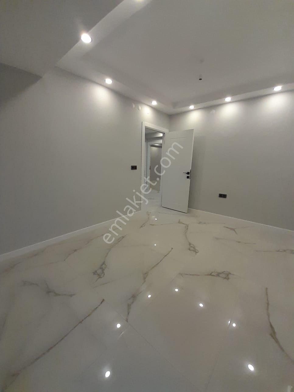 Esentepe Mahallesinde Yerden Isıtmalı 3+1 Daireler - Görsel 13