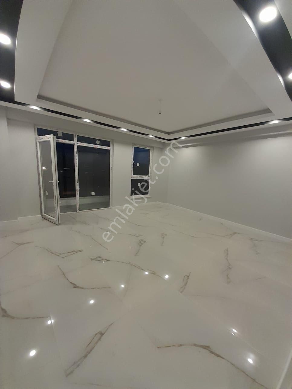 Esentepe Mahallesinde Yerden Isıtmalı 3+1 Daireler - Görsel 3