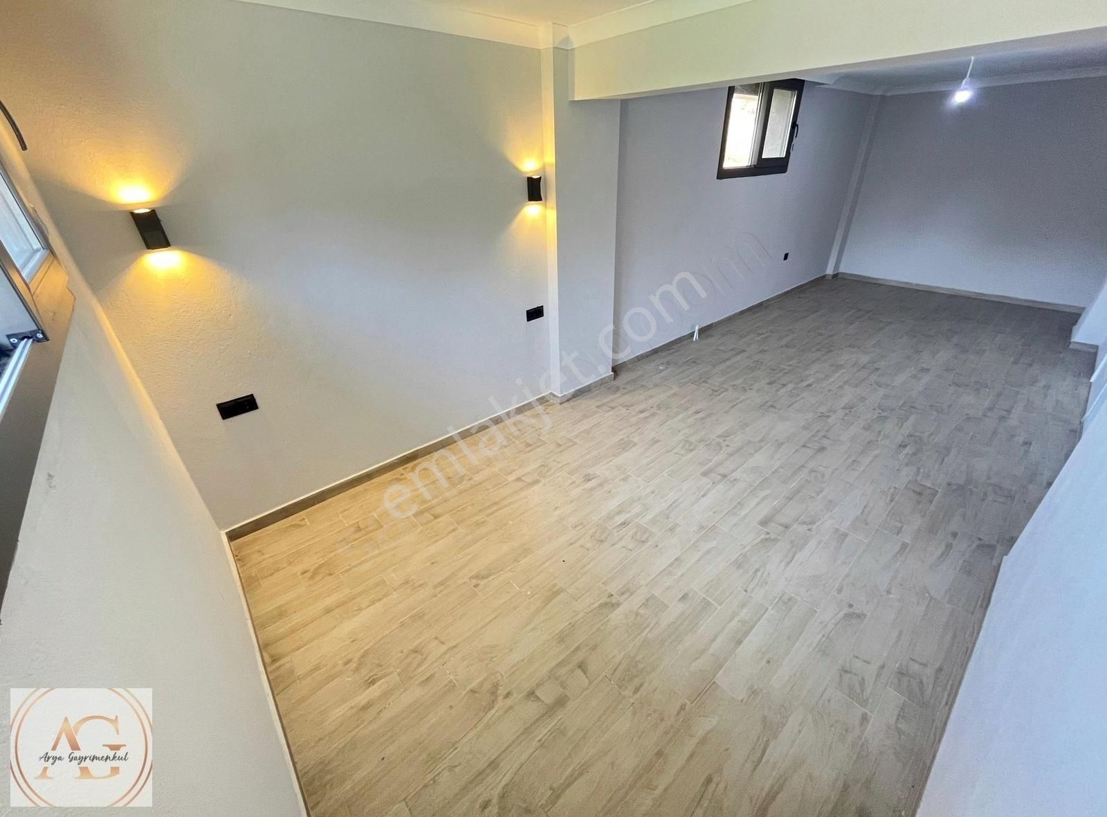 Arya'dan Müstakil Tam Bağımsız Tek Kat 3+1 Bahçeli Villa - Görsel 8