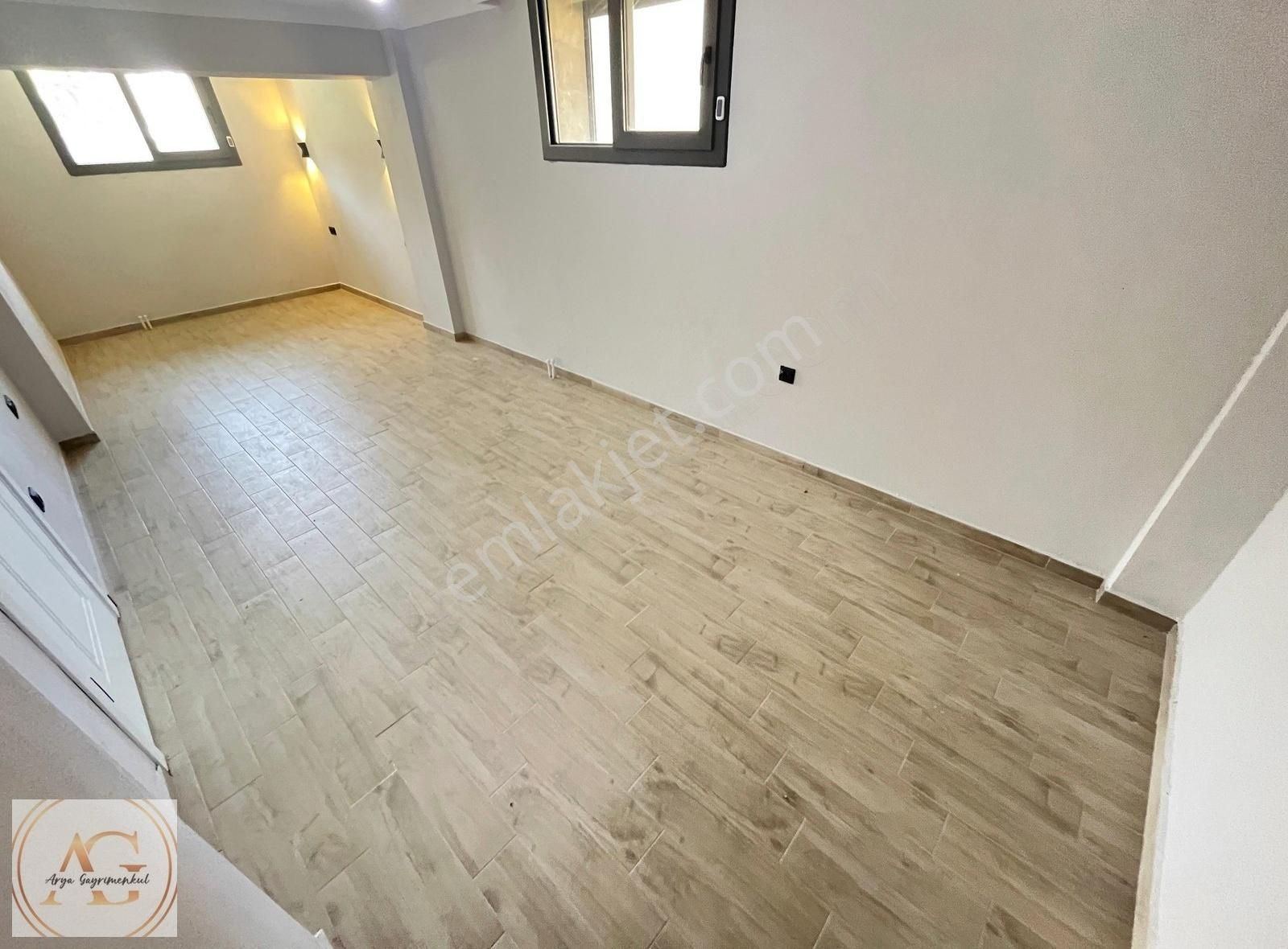 Arya'dan Müstakil Tam Bağımsız Tek Kat 3+1 Bahçeli Villa - Görsel 25