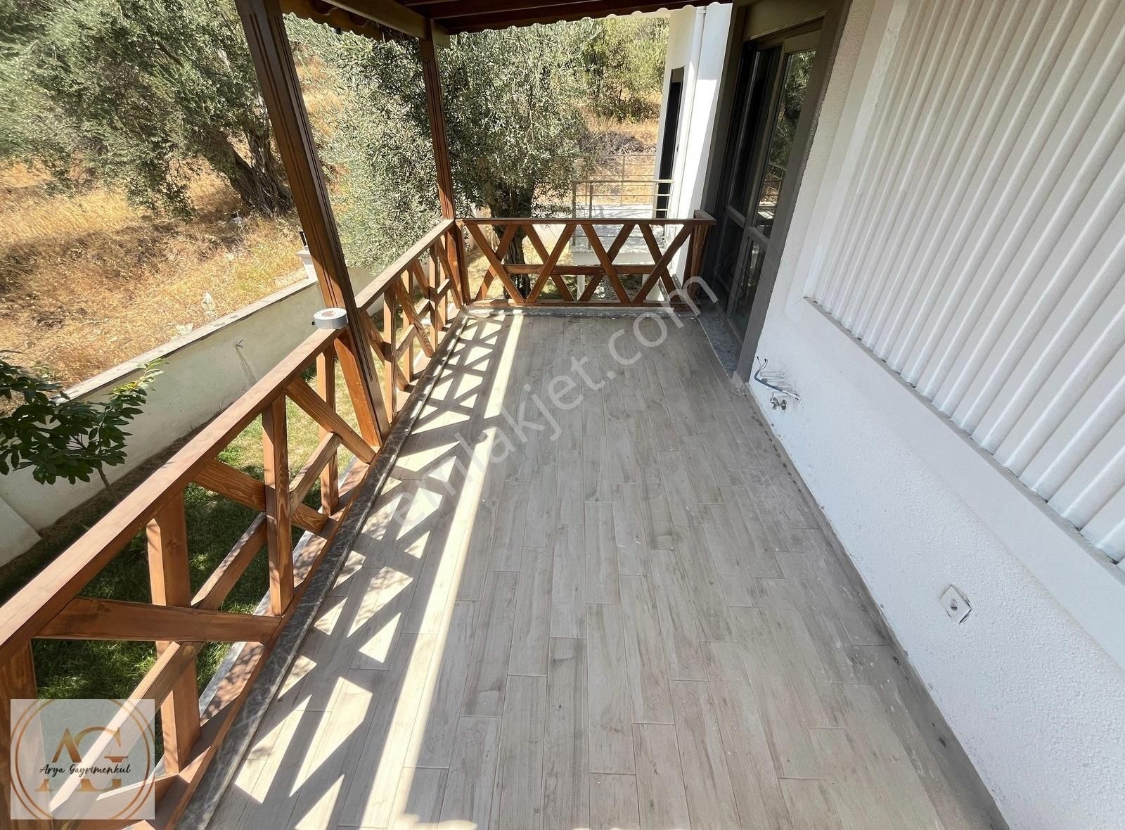 Arya'dan Müstakil Tam Bağımsız Tek Kat 3+1 Bahçeli Villa - Görsel 20