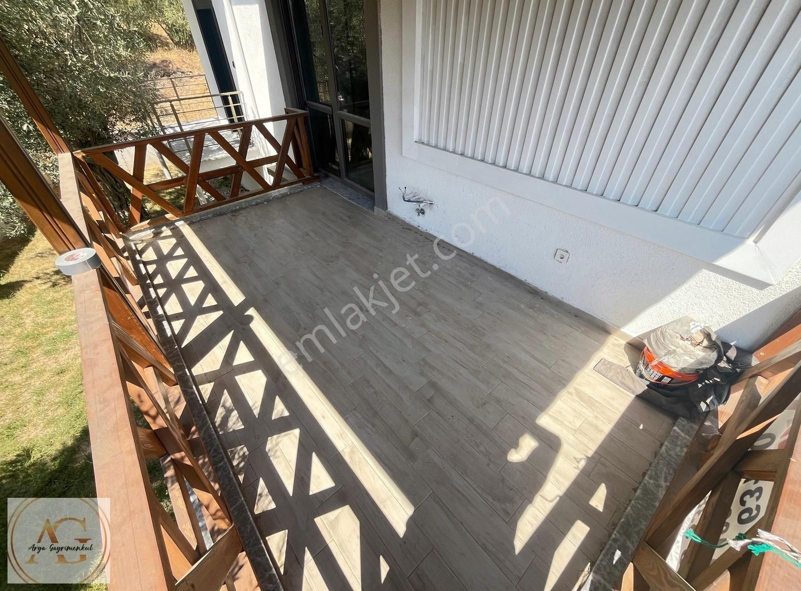 Arya'dan Müstakil Tam Bağımsız Tek Kat 3+1 Bahçeli Villa - Görsel 33