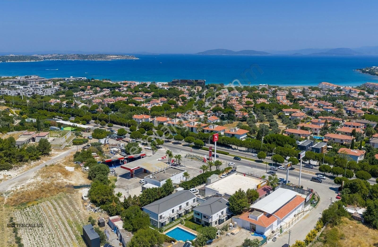 Çeşme Boyalık Yakını Bahçeli Havuzlu Cumbalı Ulaşılabilir Lüks!