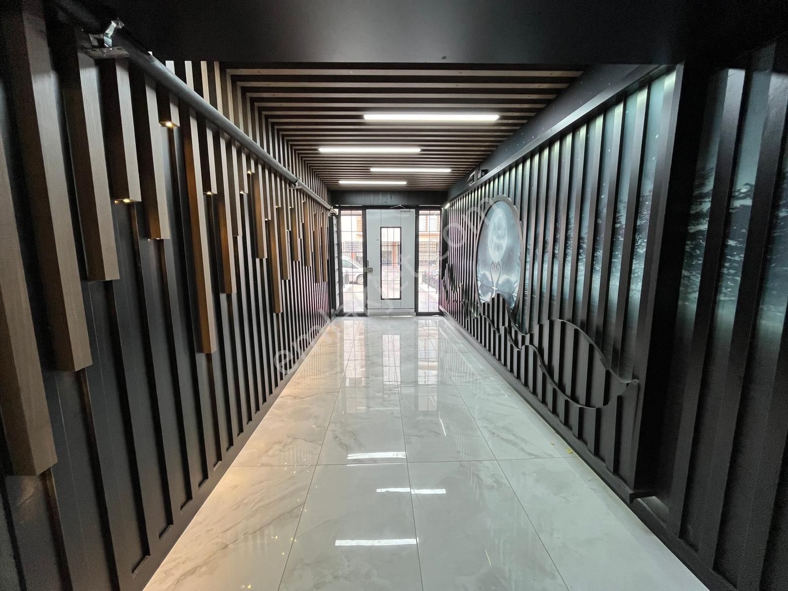 Keçiören'de Ebeyn Banyolu Ultra Lüx Yapılı Daire - Görsel 15