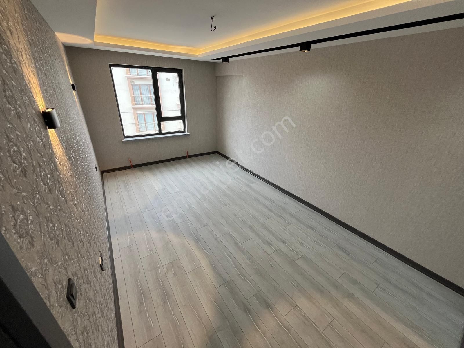 Keçiören'de Ebeyn Banyolu Ultra Lüx Yapılı Daire - Görsel 28