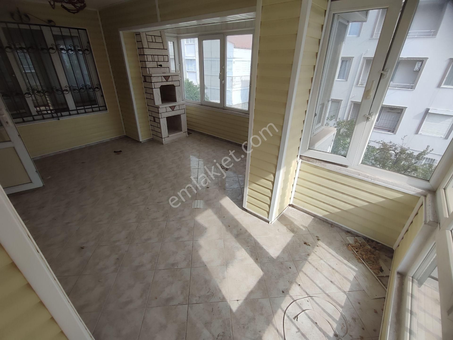 Kardeş'ten Akçayda Denize Yakın Bahçeli & Otoparklı 5+1 Tripleks Villa - Görsel 34